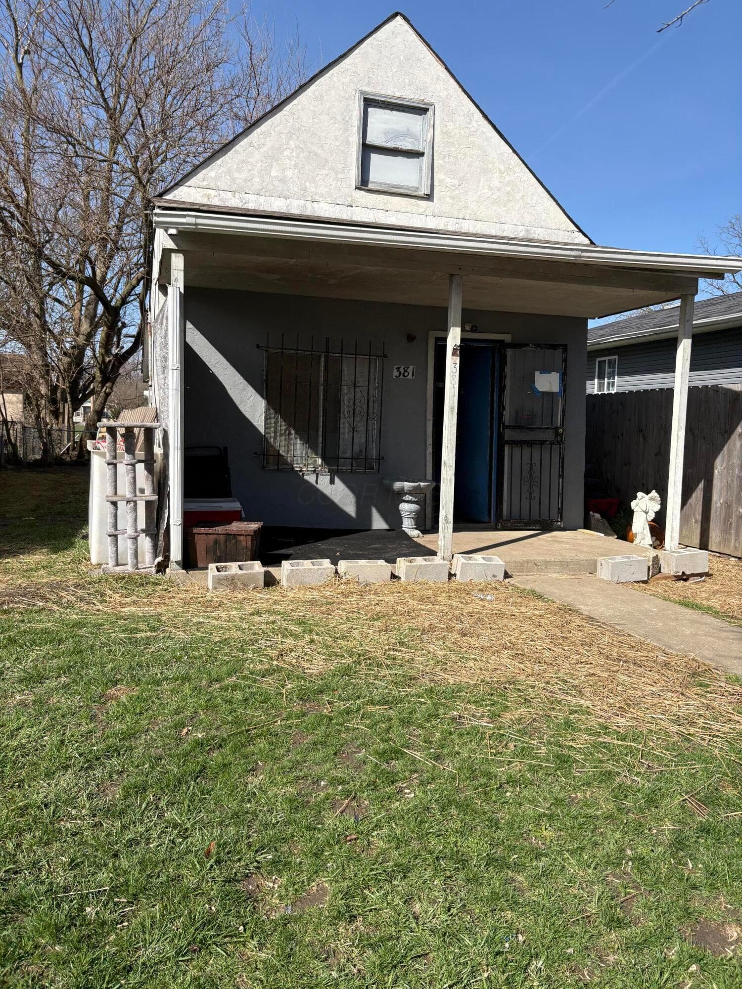 381 S Wheatland Avenue, Columbus, OH 43204