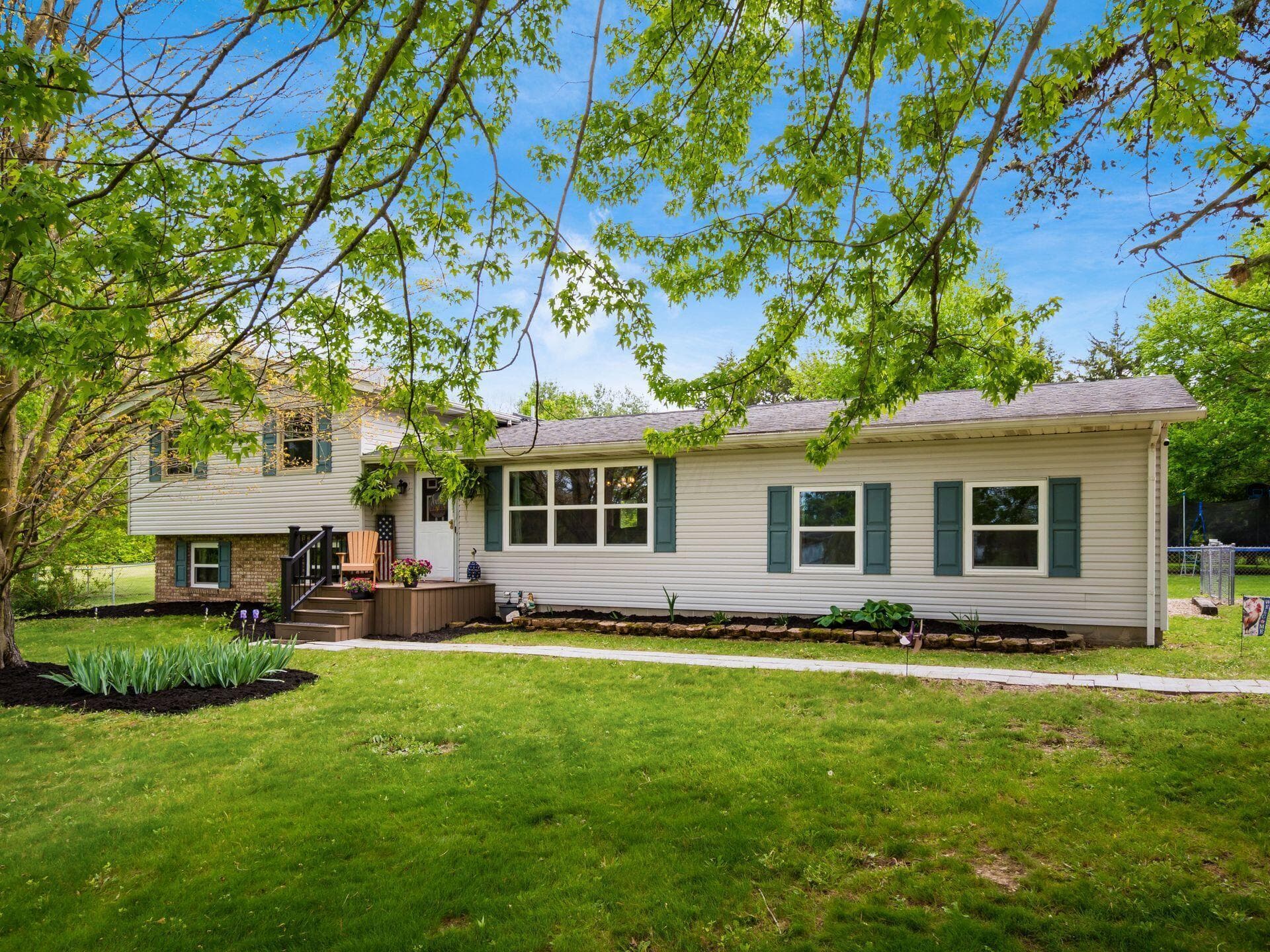 6105 Houseman Road, Ostrander, OH 43061