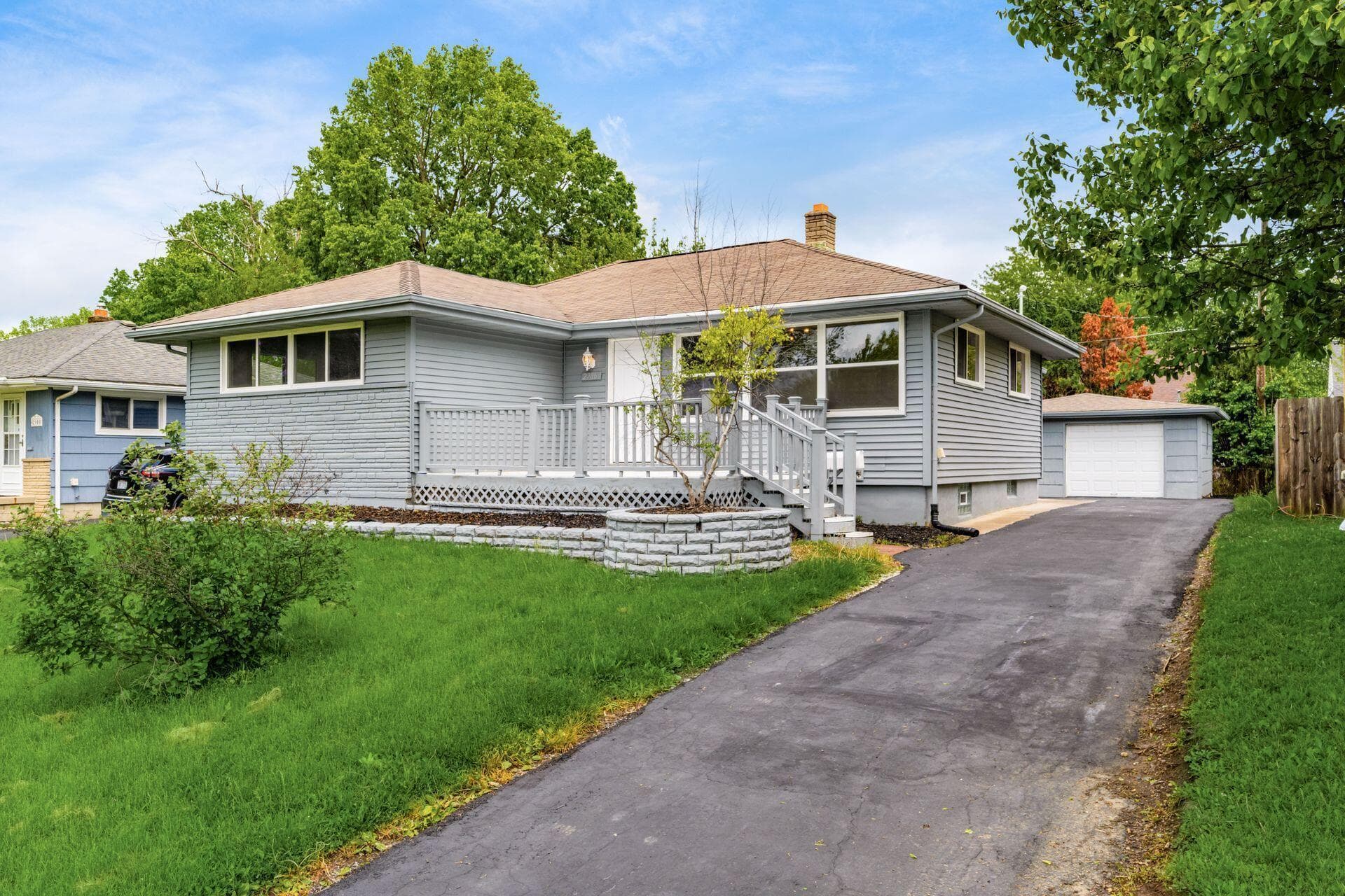 2906 Ashby Road, Columbus, OH 43209