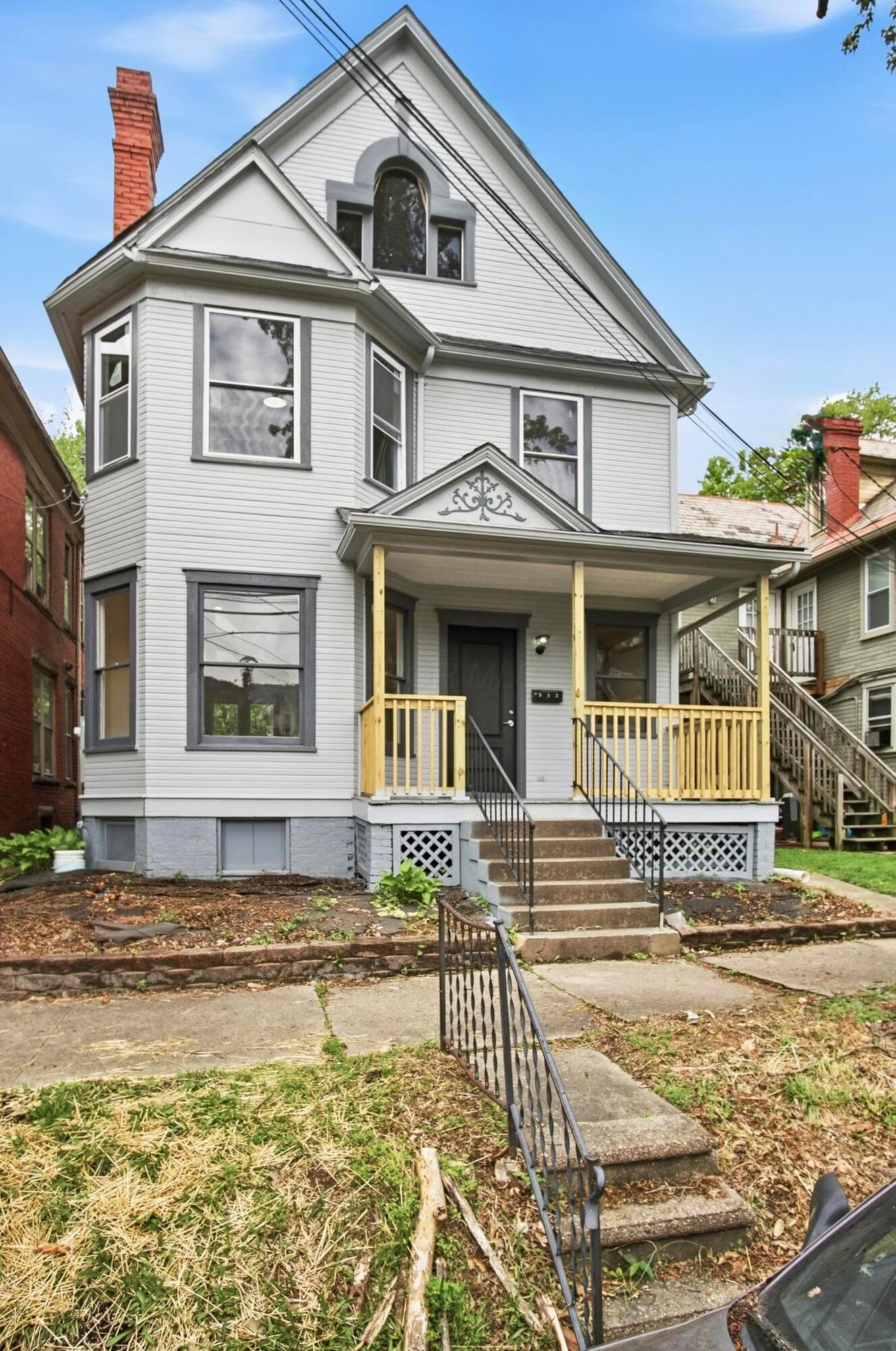 213 E Montgomery Street, Marietta, OH 45750