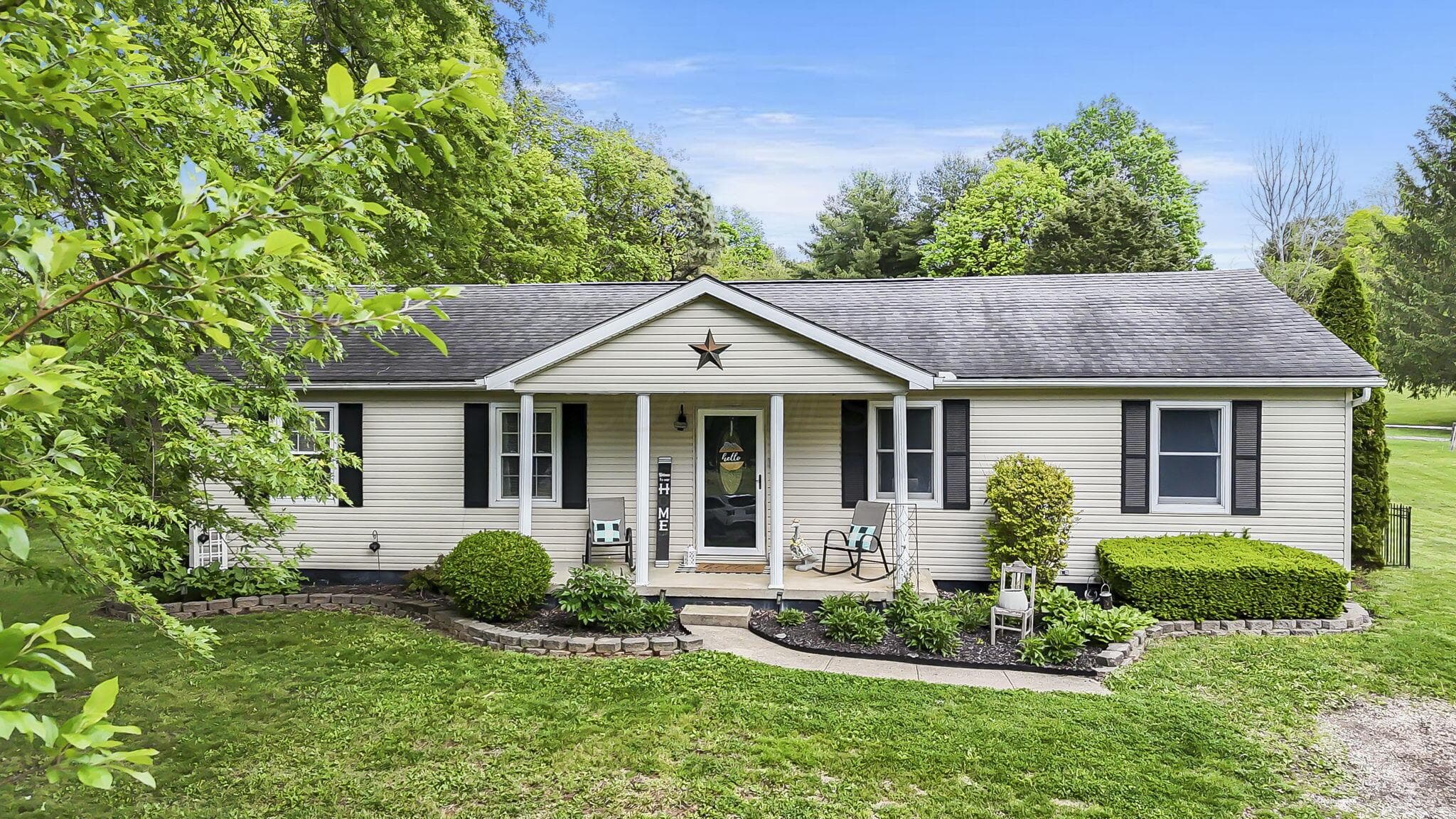 10080 16th Road SW, Stoutsville, OH 43154