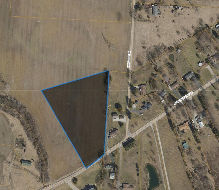 9 Graessle Road #9, London, OH 43140