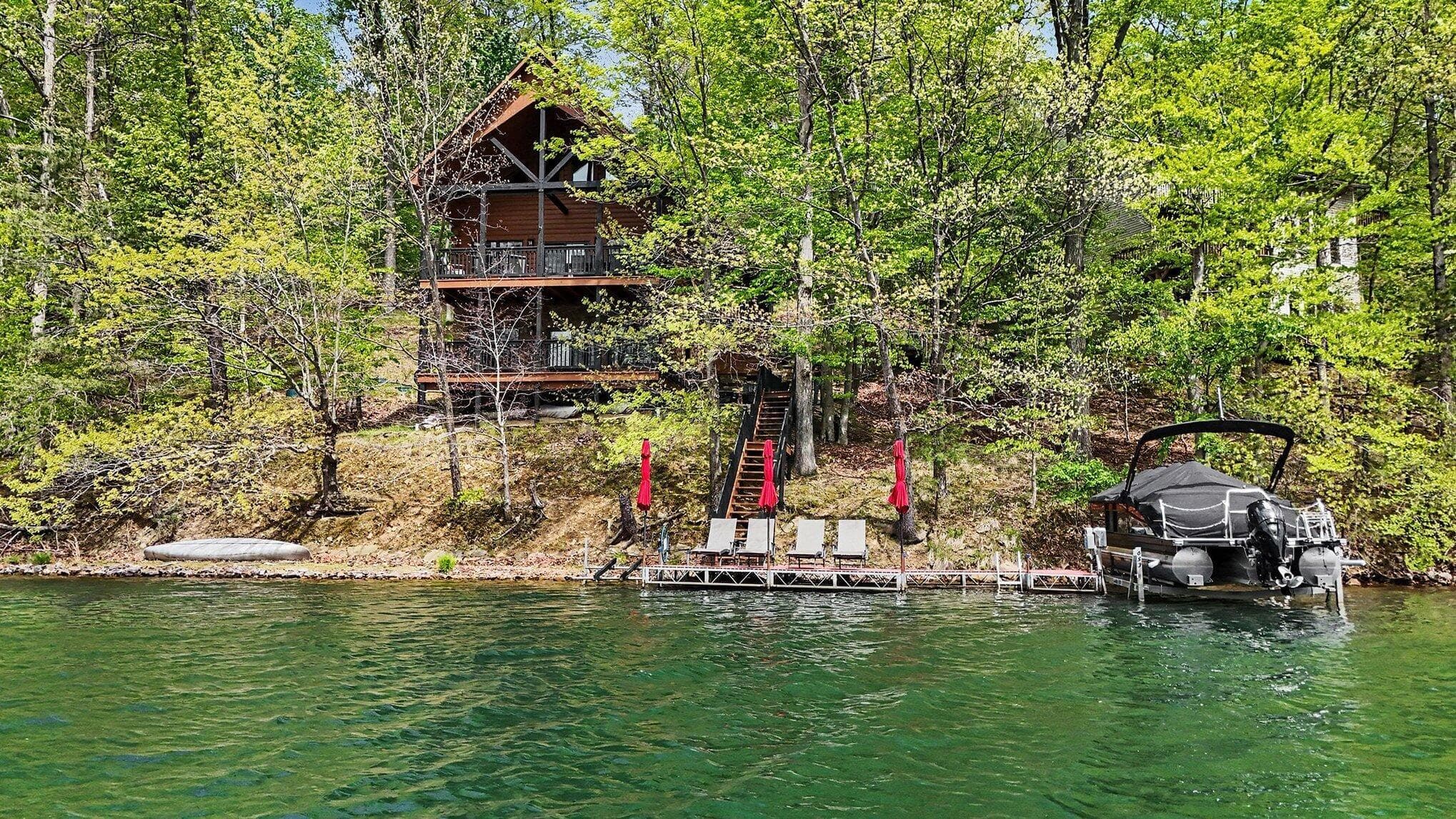 653 Natchez Lane, Sugar Grove, OH 43155