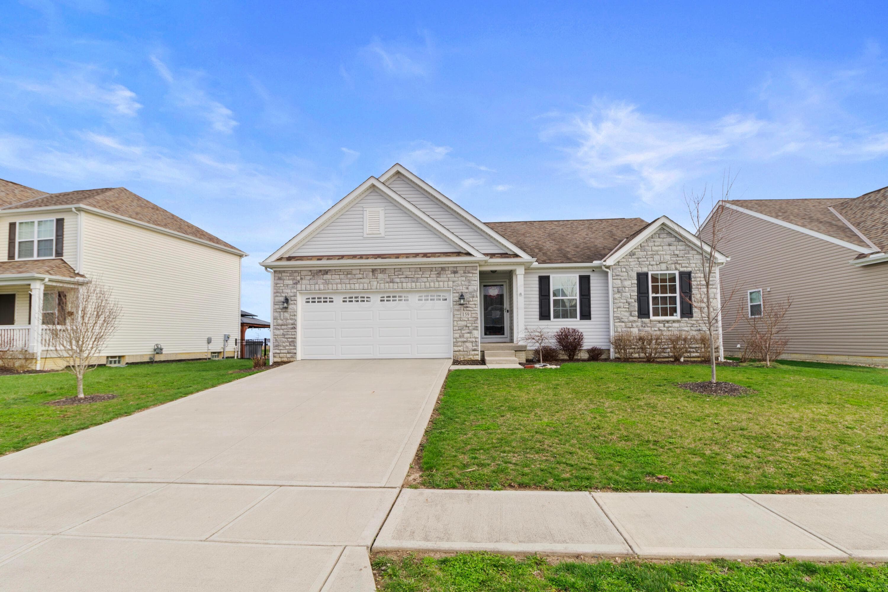159 Chestnut Commons Drive, Commercial Point, OH 43116