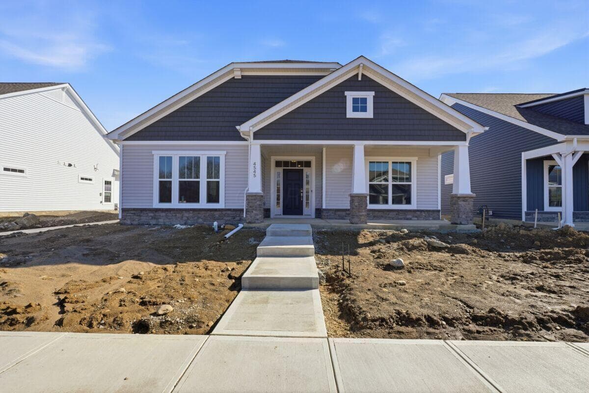 4545 Corsican Loop E, Hilliard, OH 43026