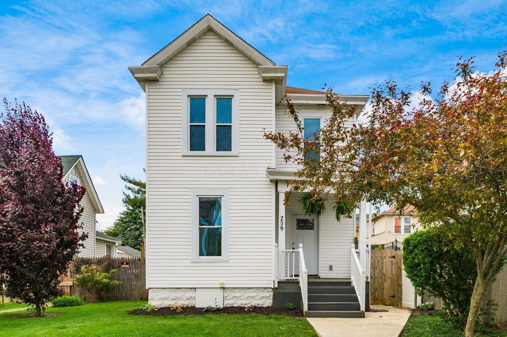 209 S Ogden Avenue, Columbus, OH 43204