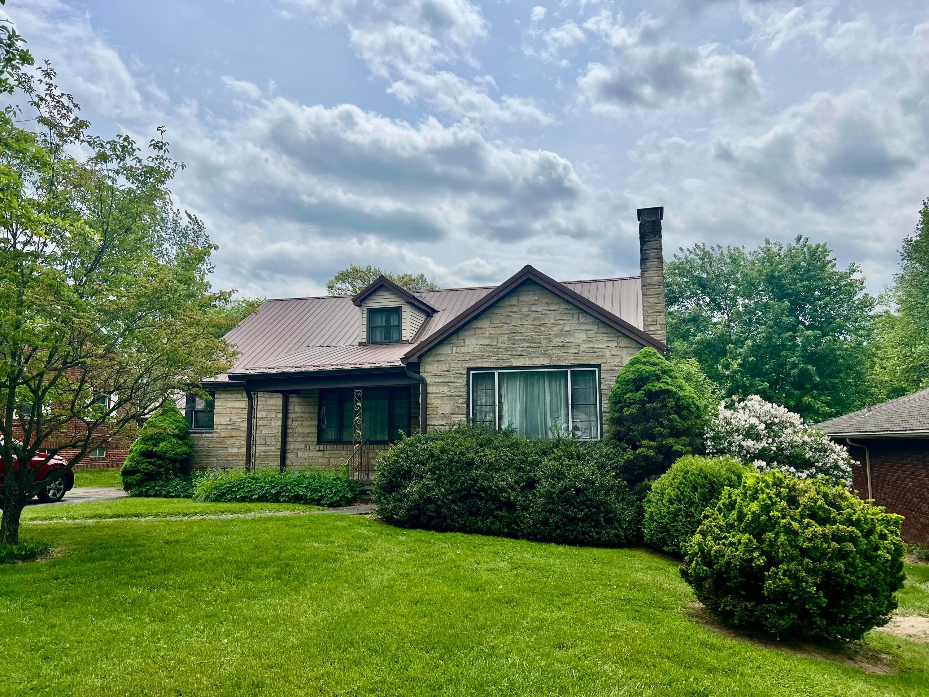 528 Harding Road, Zanesville, OH 43701