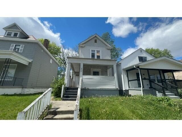 697 Kelton Avenue, Columbus, OH 43205