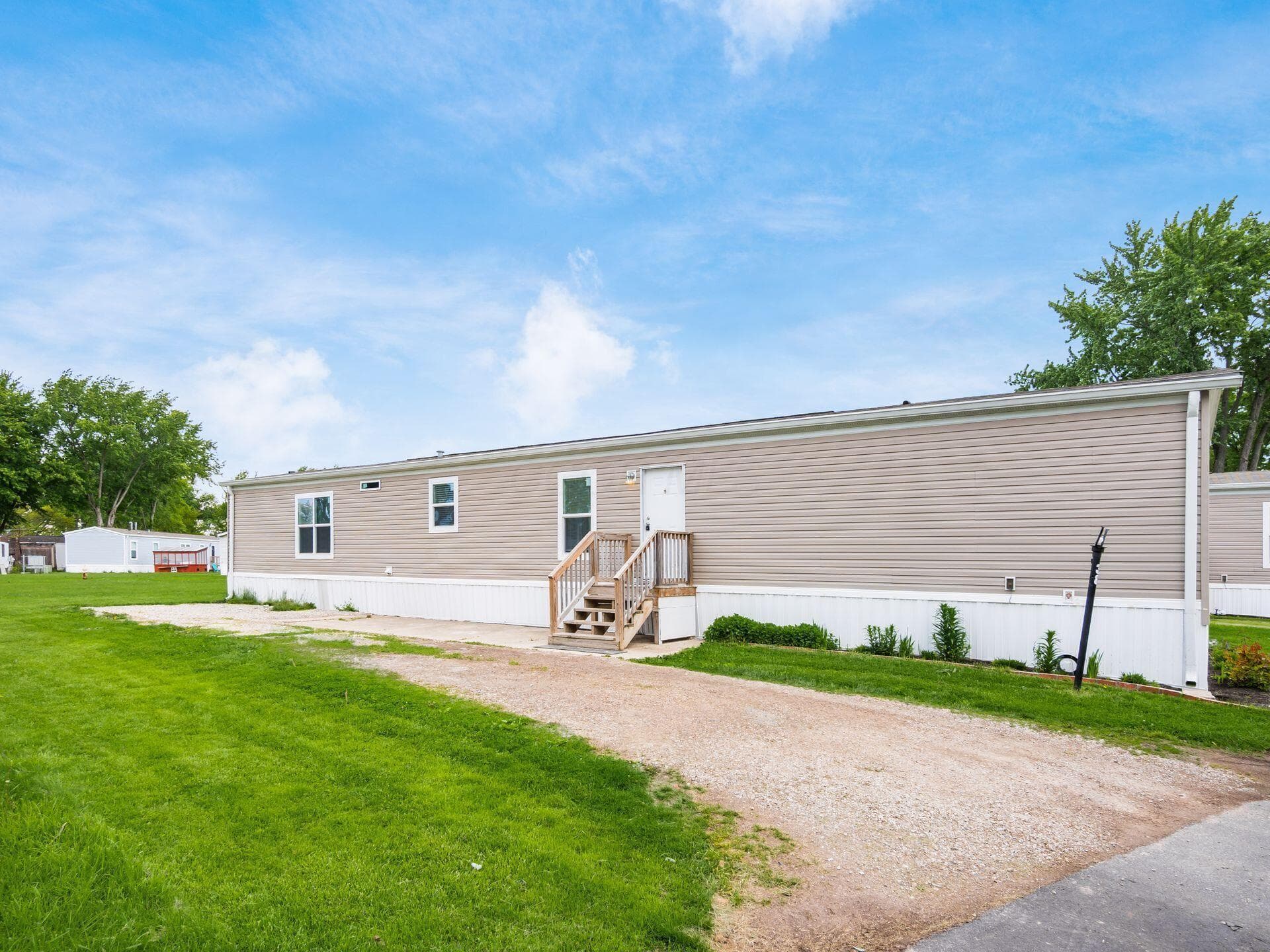 8565 Smith-Calhoun Road #38, Plain City, OH 43064