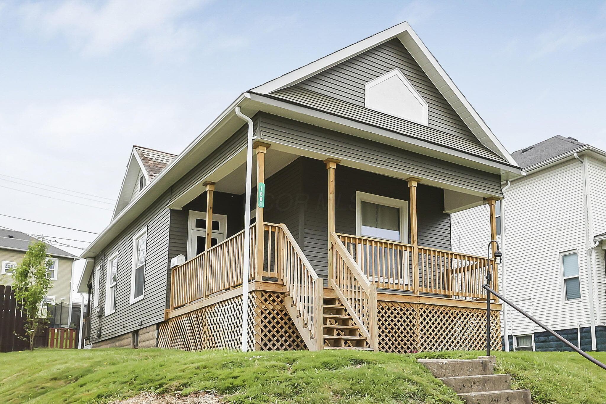 1601 Bluff Street, Zanesville, OH 43701