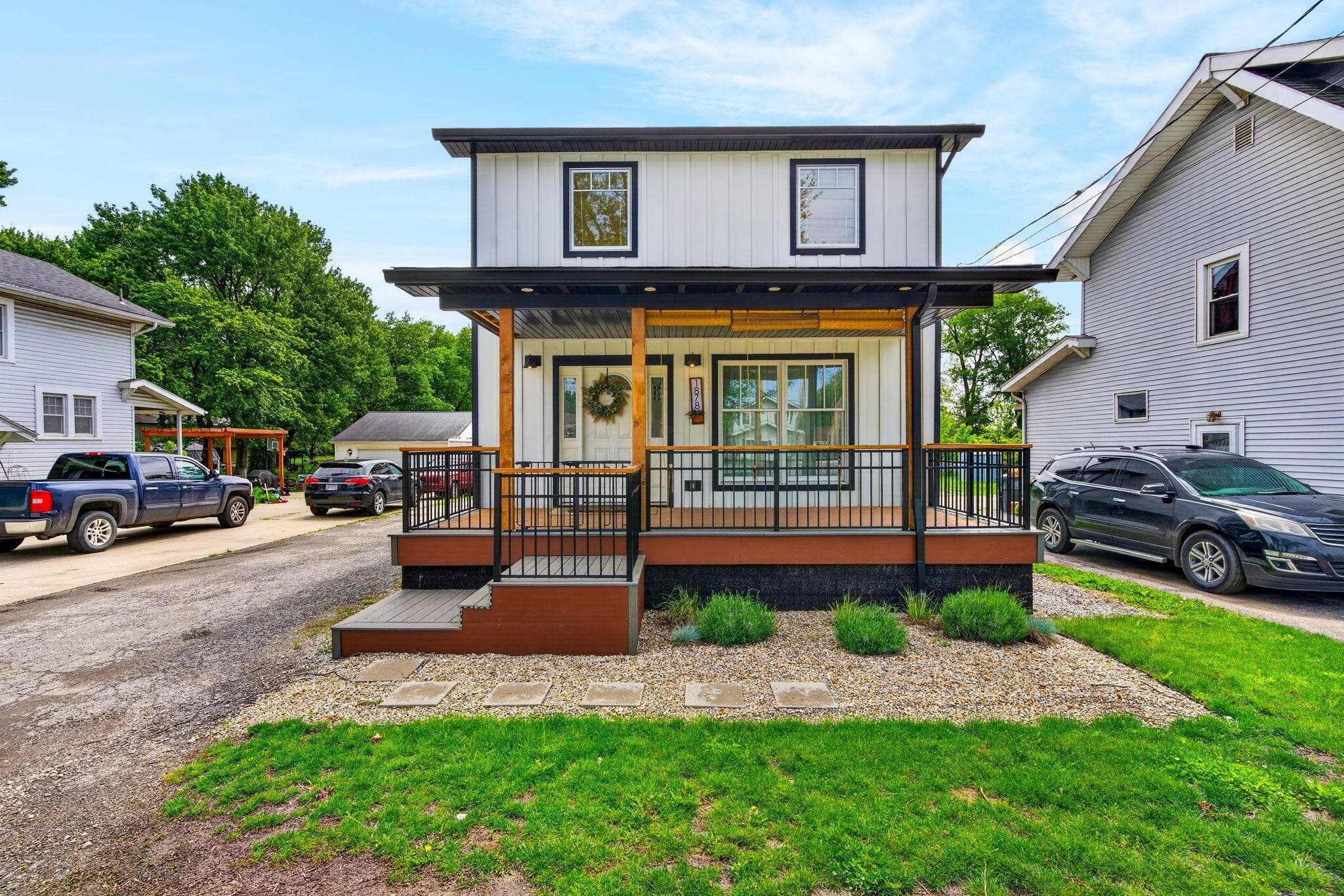 1878 Harrisburg Pike, Grove City, OH 43123