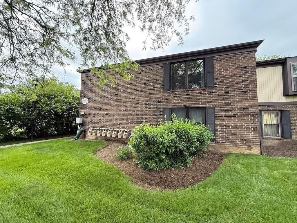 1561 Jennifer Court #D, Columbus, OH 43232