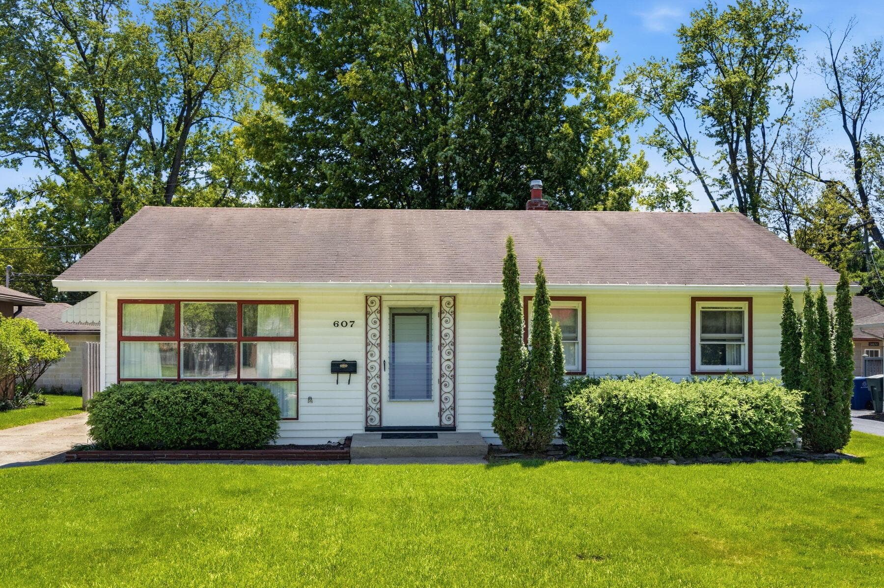 607 E Weisheimer Road, Columbus, OH