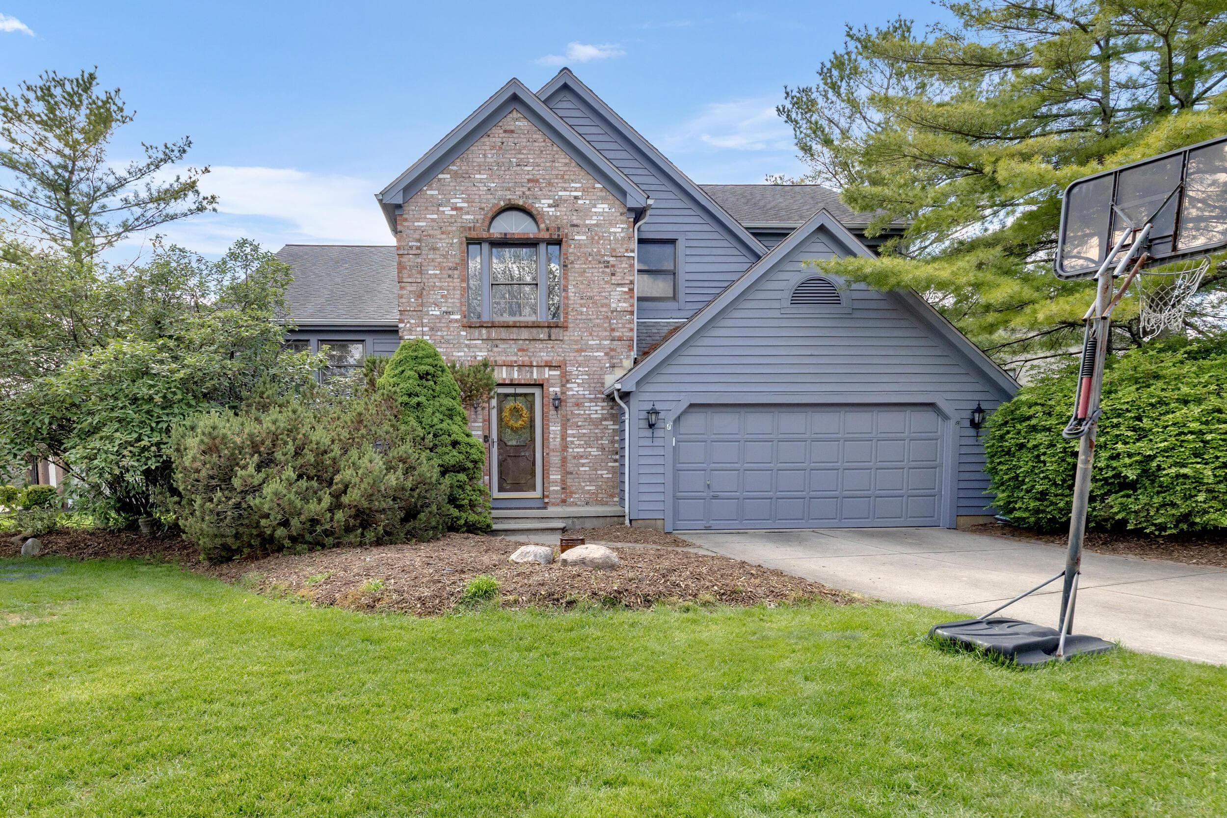 7753 Brandonway Drive, Dublin, OH 43017