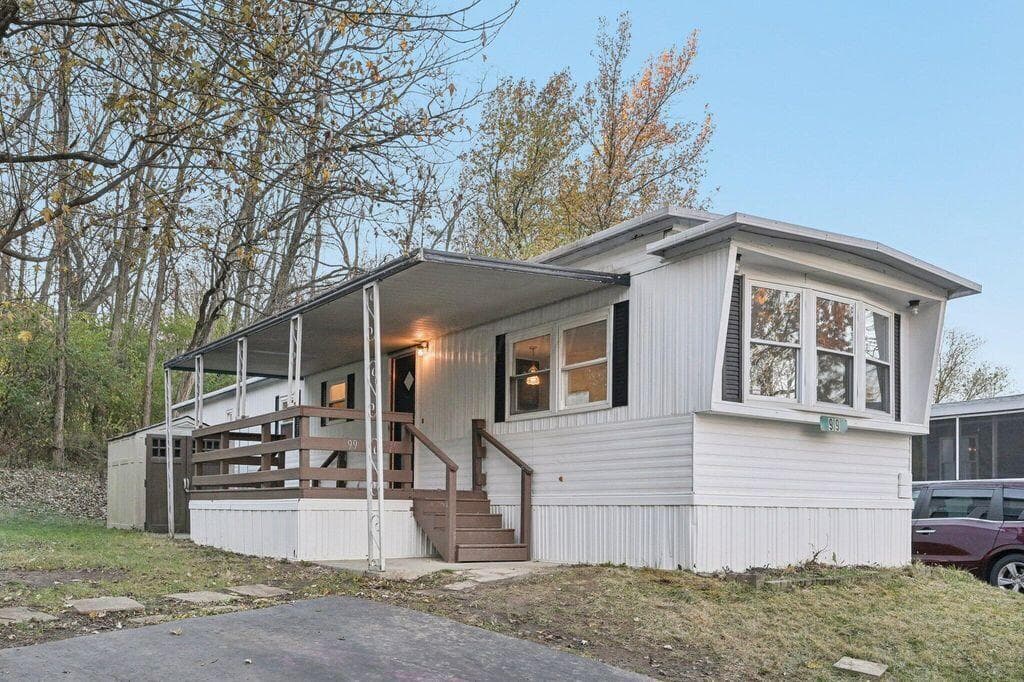 99 HAMPTON LN, Reynoldsburg, OH 43068