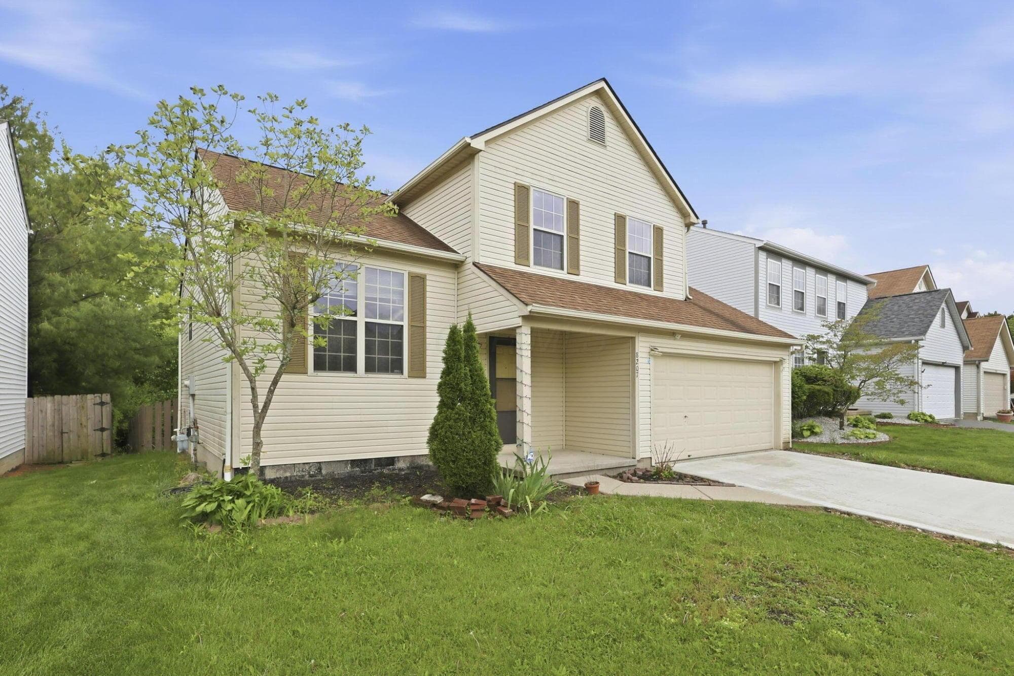8207 Arbor Rose Way, Blacklick, OH 43004
