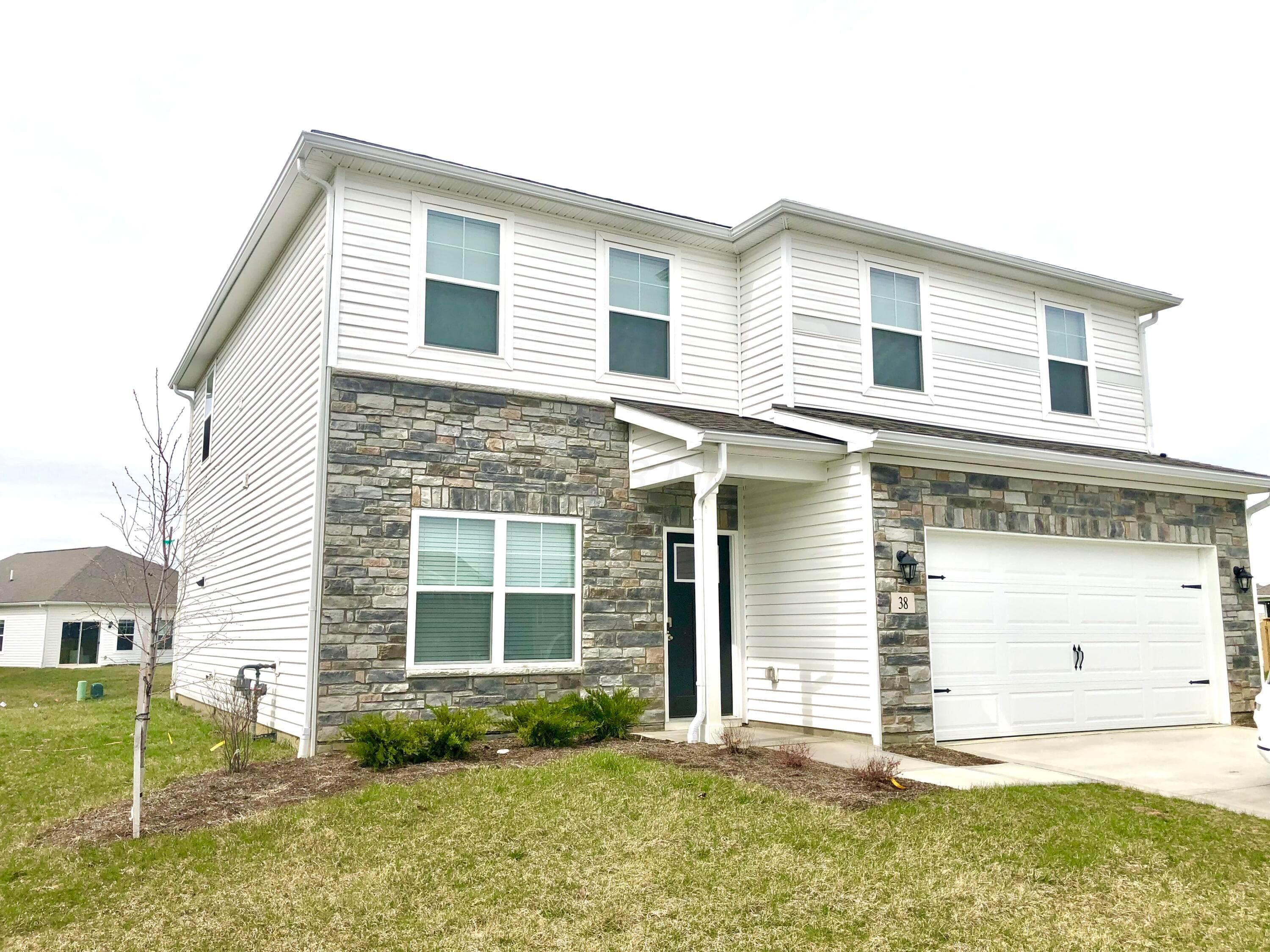 38 Sunbeam Court, Delaware, OH 43015