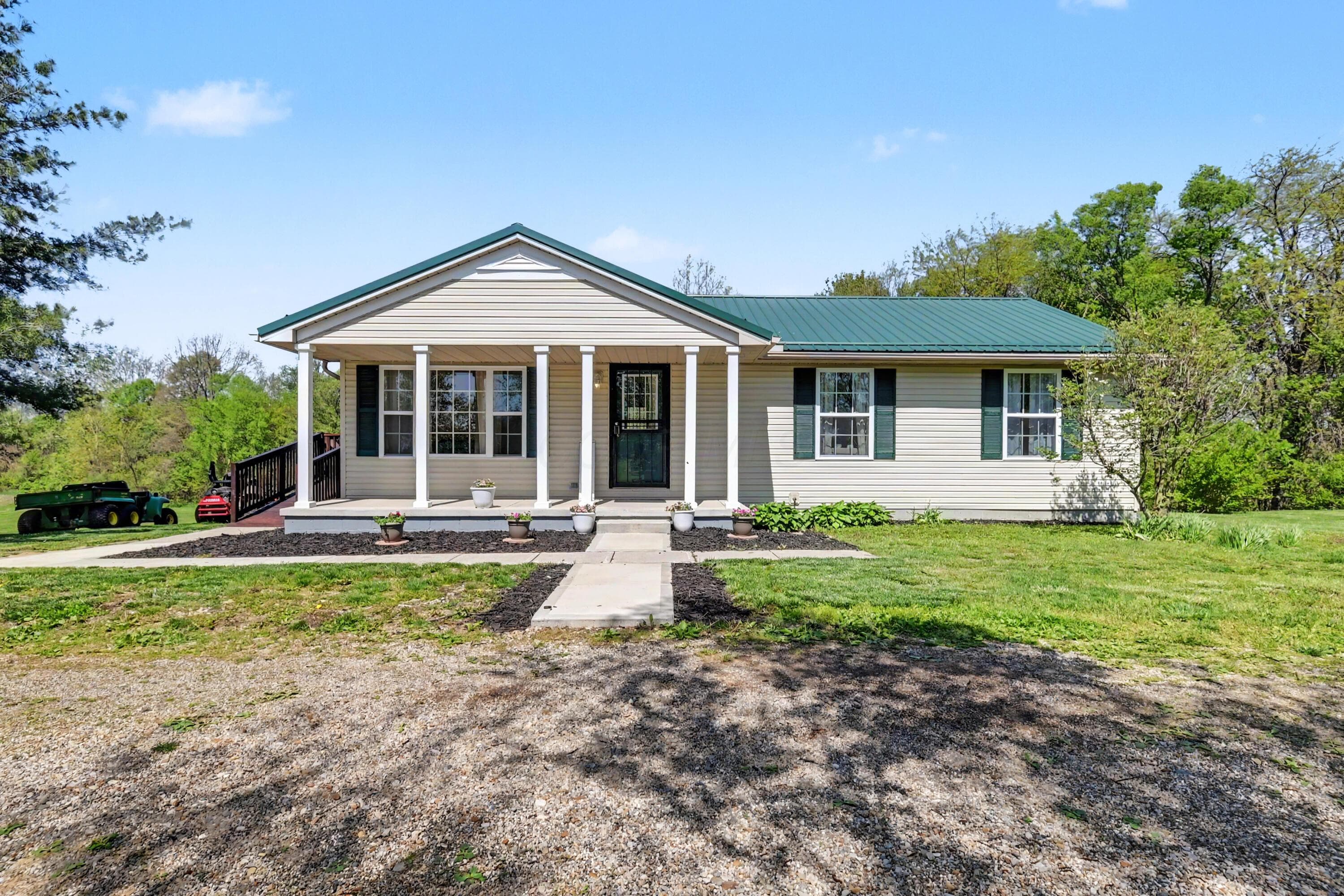8088 County Road 30, Galion, OH 44833
