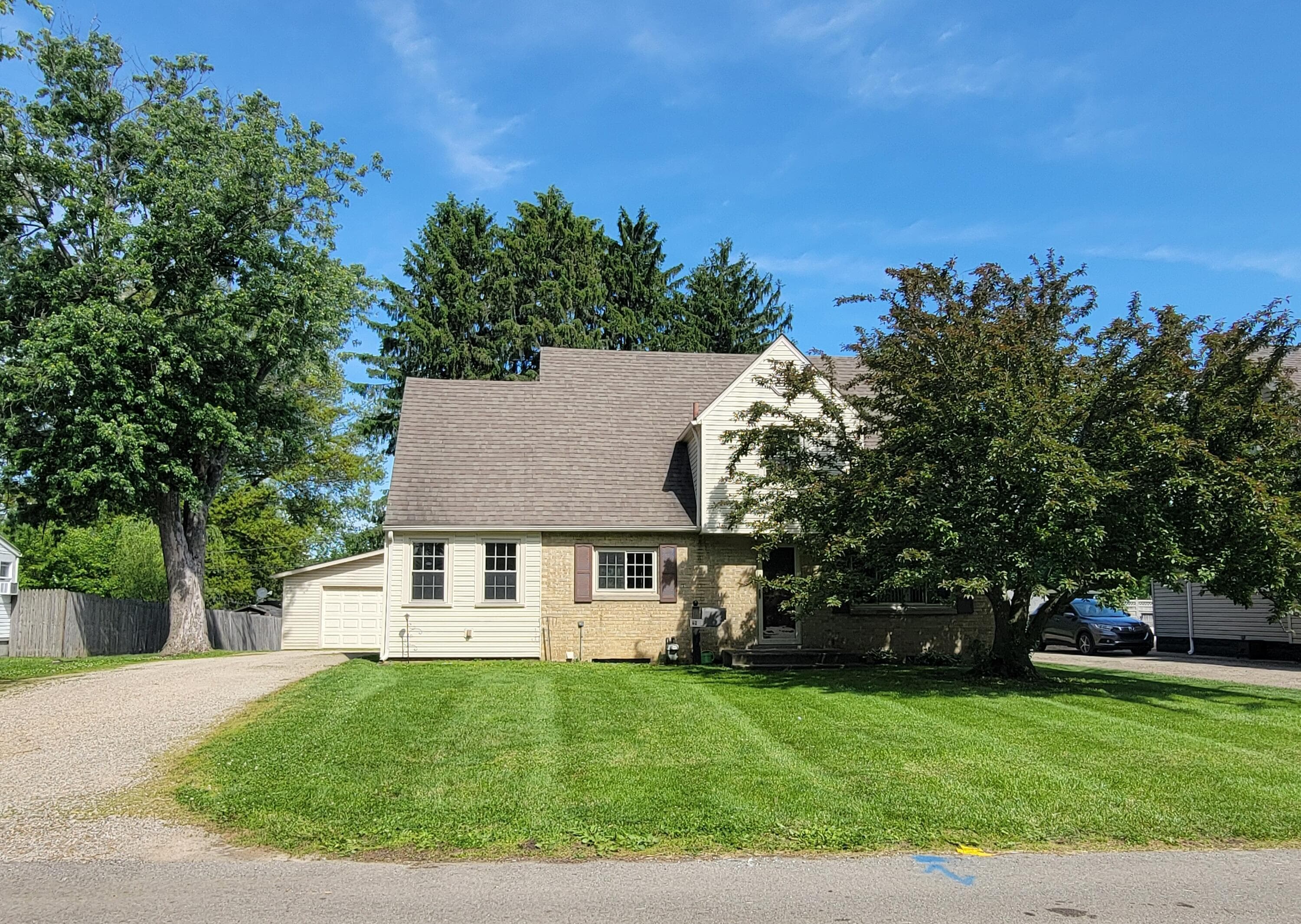 28 S 33rd Street, Newark, OH 43055