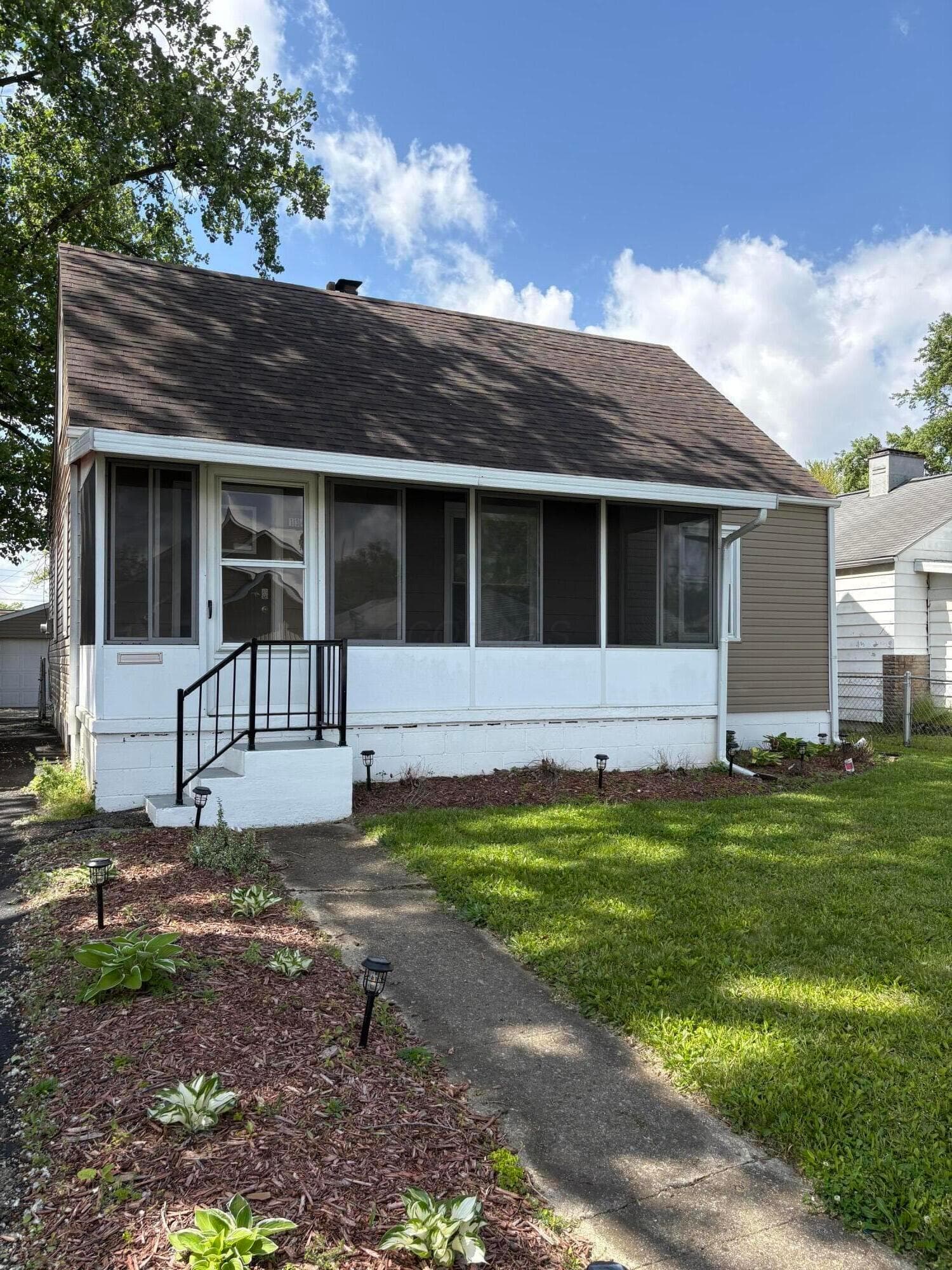 1341 E 15th Avenue, Columbus, OH 43211