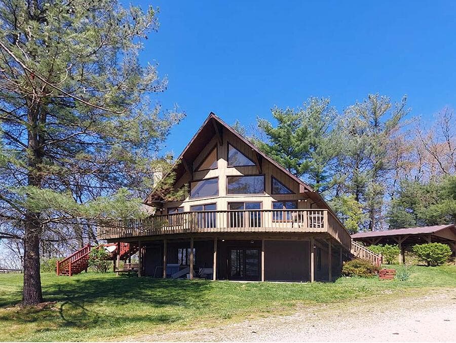 6350 Marion Johnson Road, Athens, OH 45701