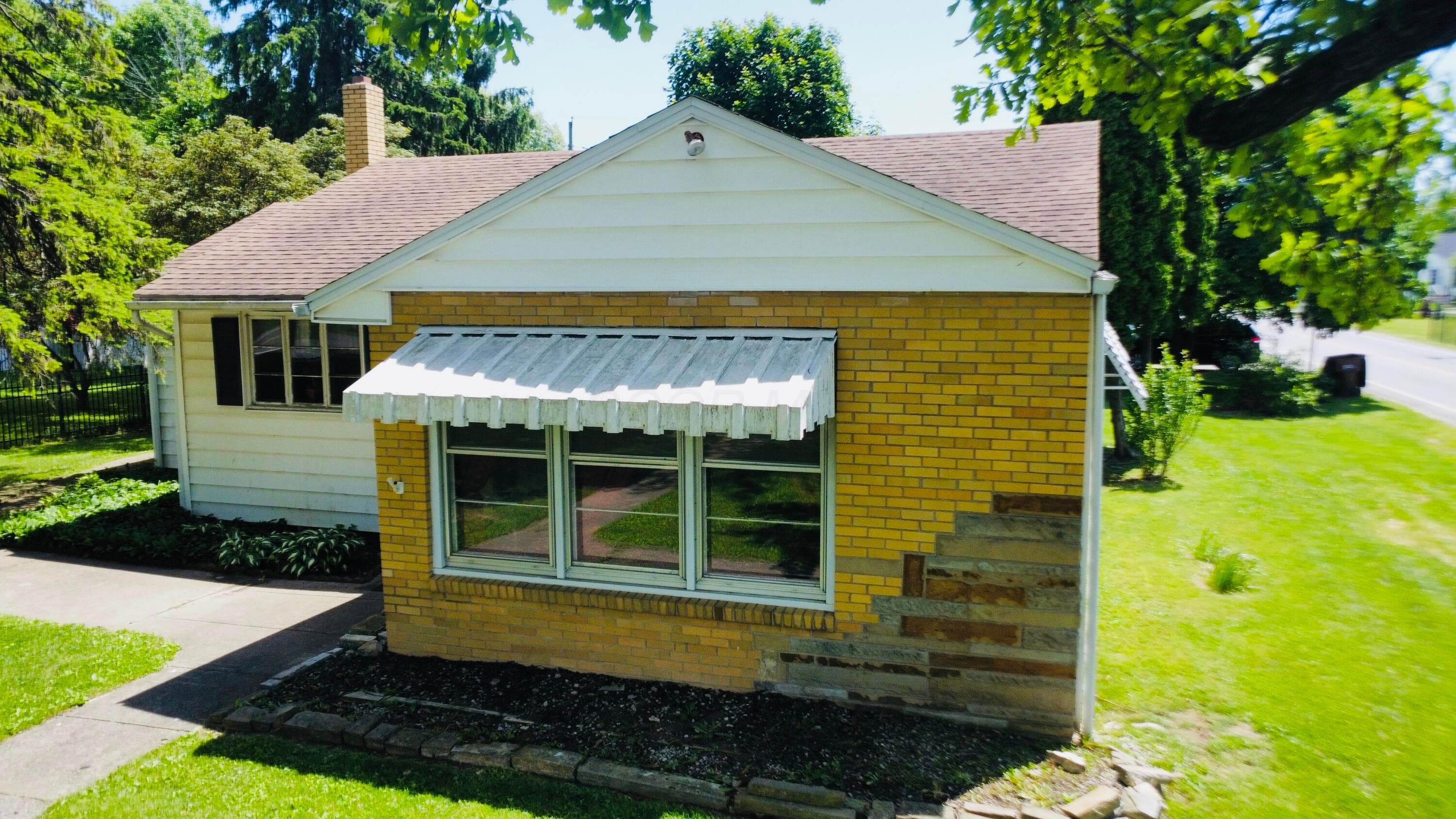 23 State Street, Jeffersonville, OH 43128