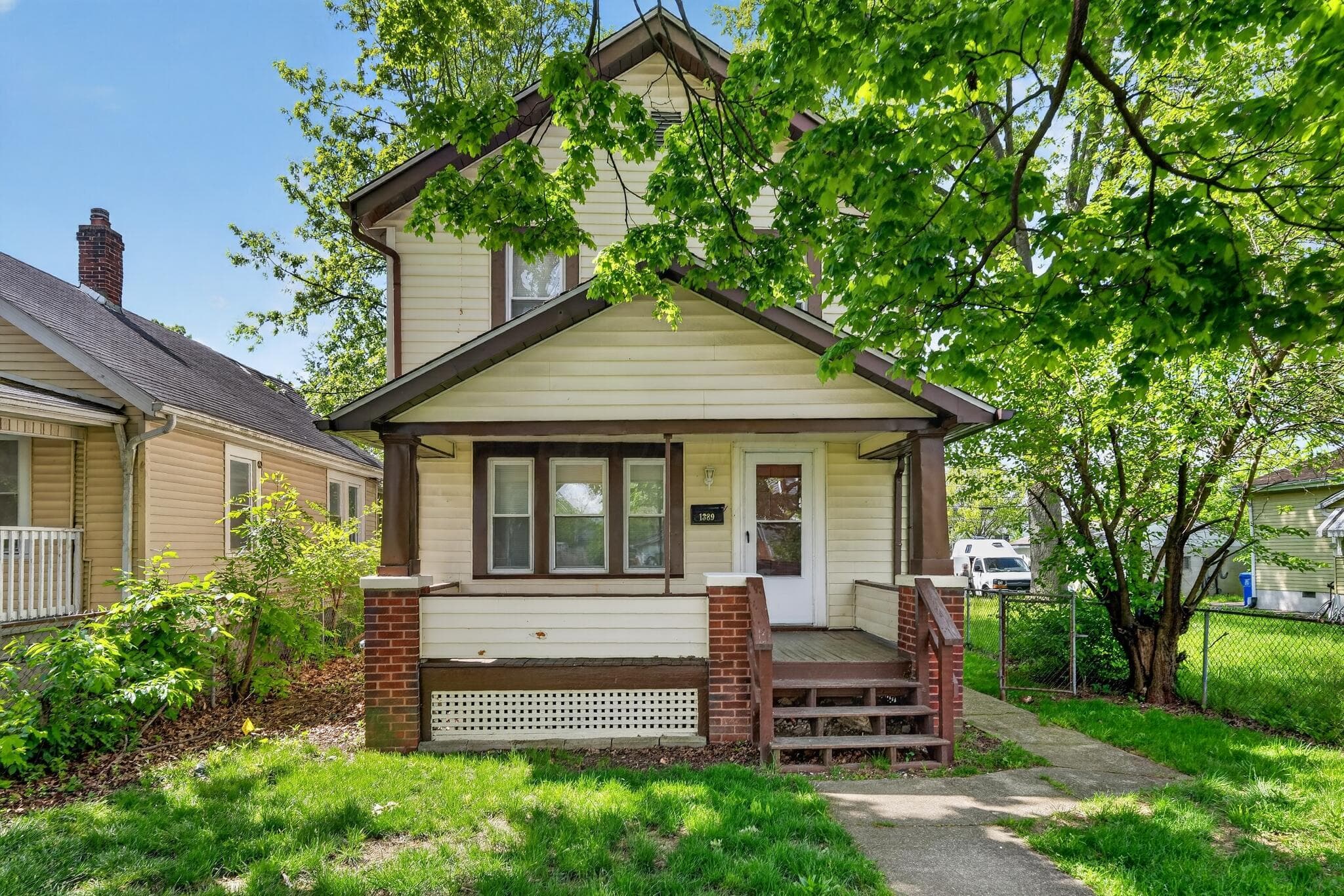 1389 Genessee Avenue, Columbus, OH 43211