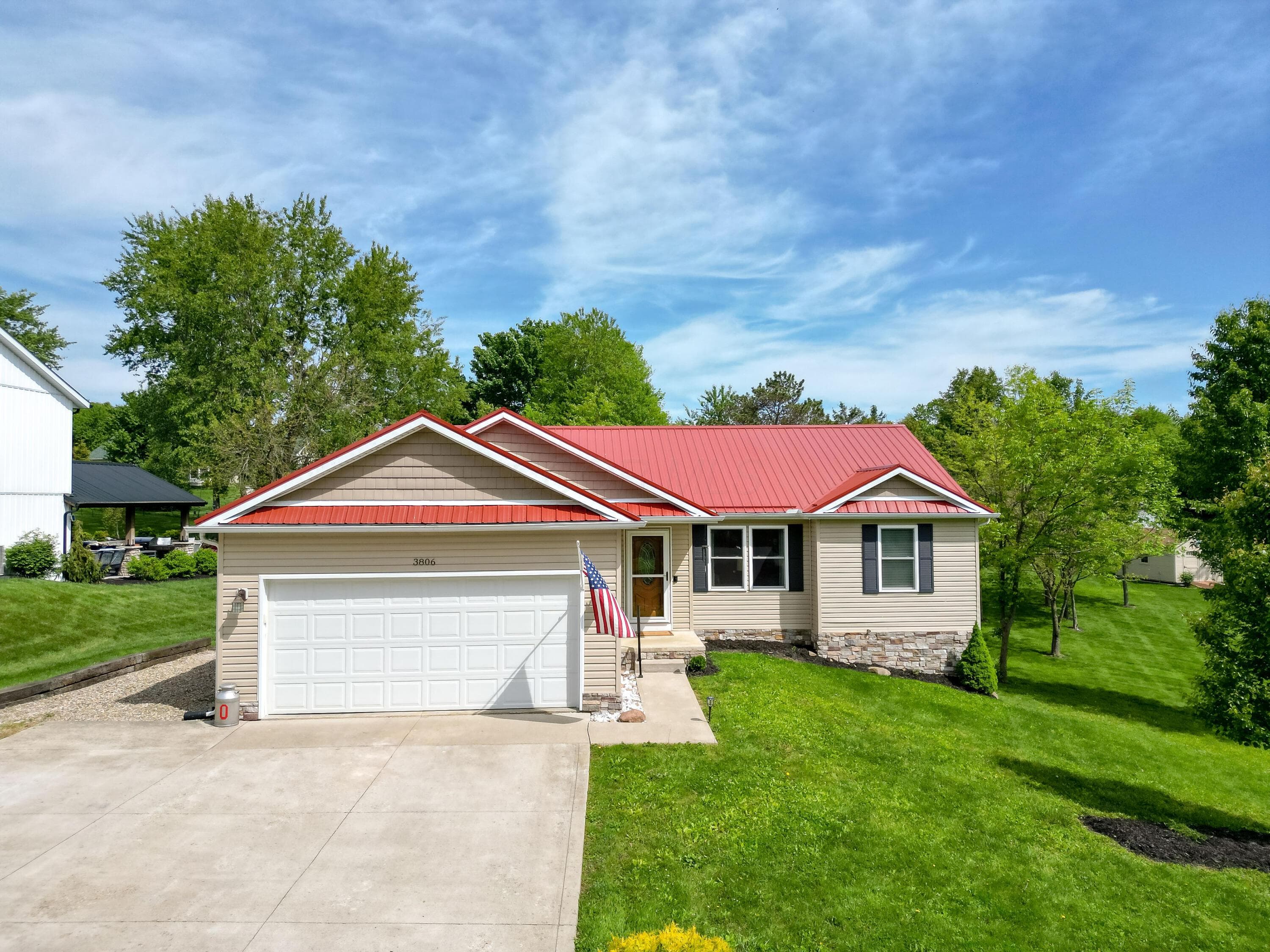 3806 Apple Valley Drive, Howard, OH 43028