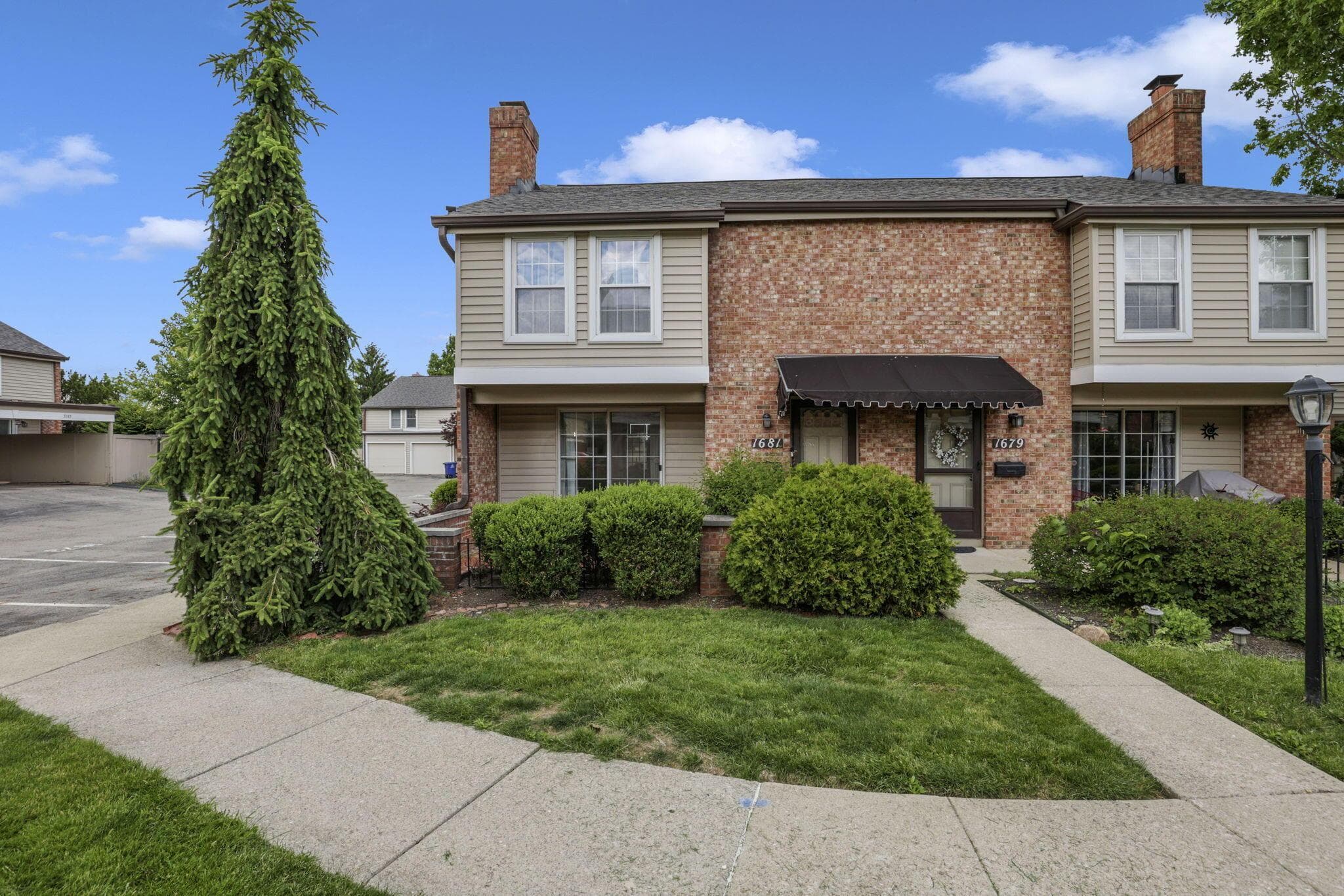 1681 Saint James Court #25-81, Columbus, OH 43220