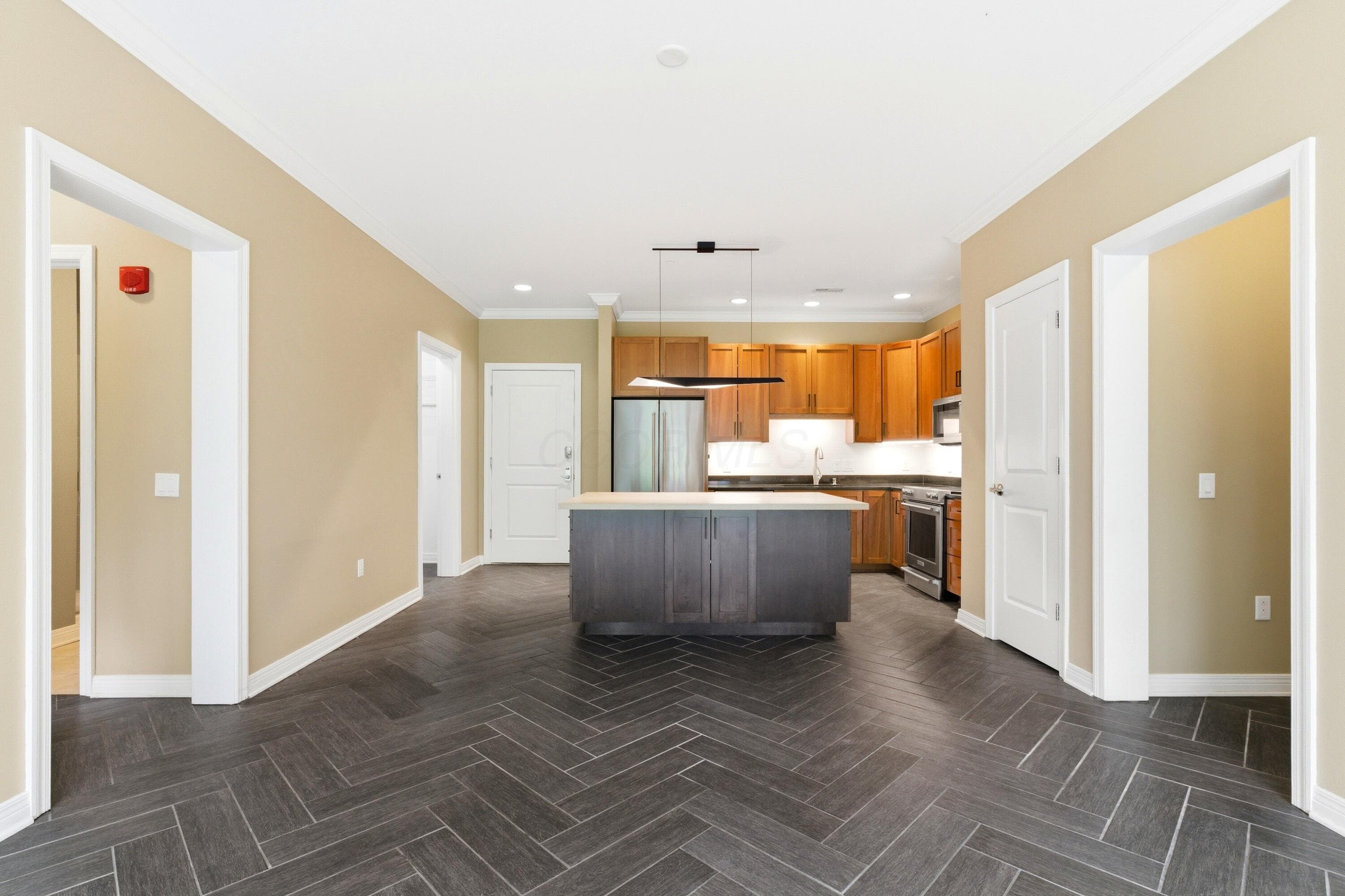 250 Daniel Burnham Square #305, Columbus, OH 43215