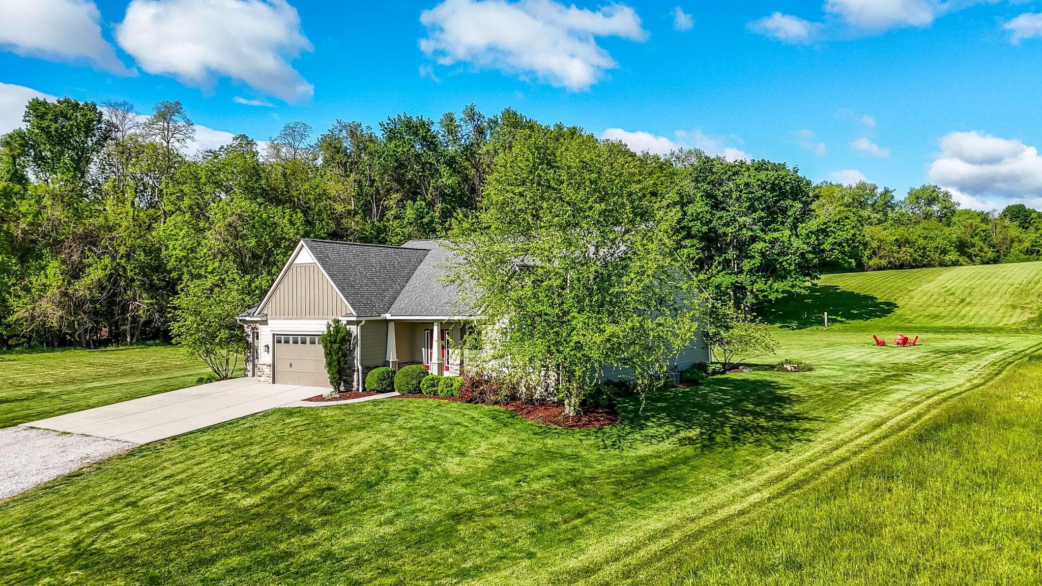 3759 Kauffman Road NW, Carroll, OH 43112