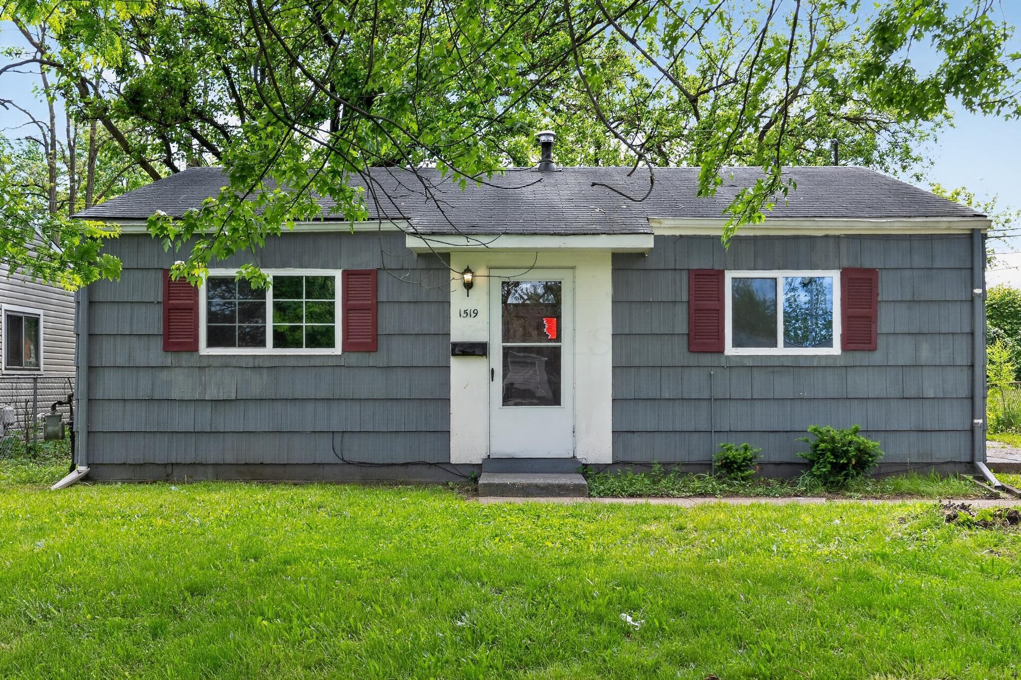 1519 Grovewood Drive, Columbus, OH 43207