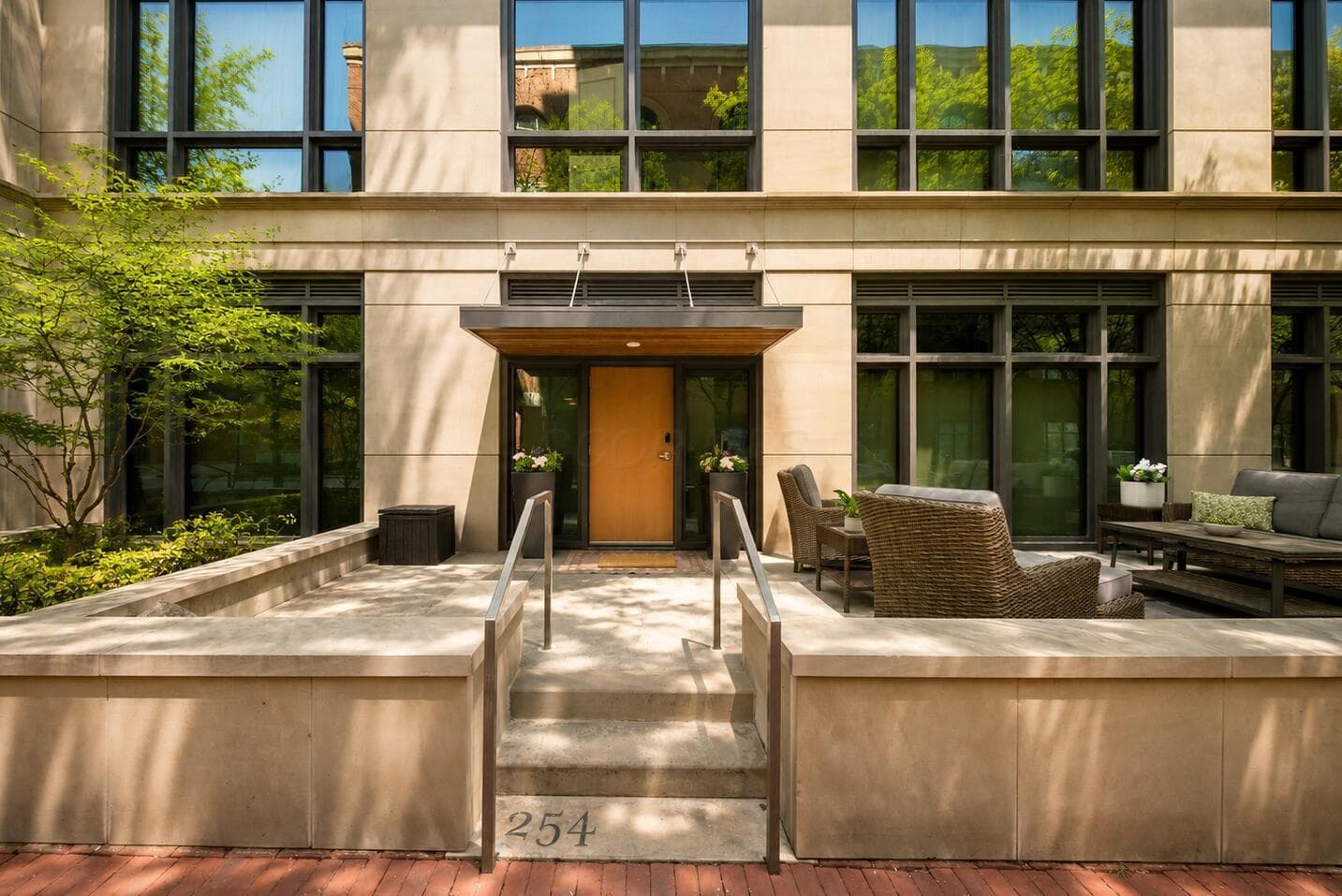 250 W Spring Street #254, Columbus, OH 43215