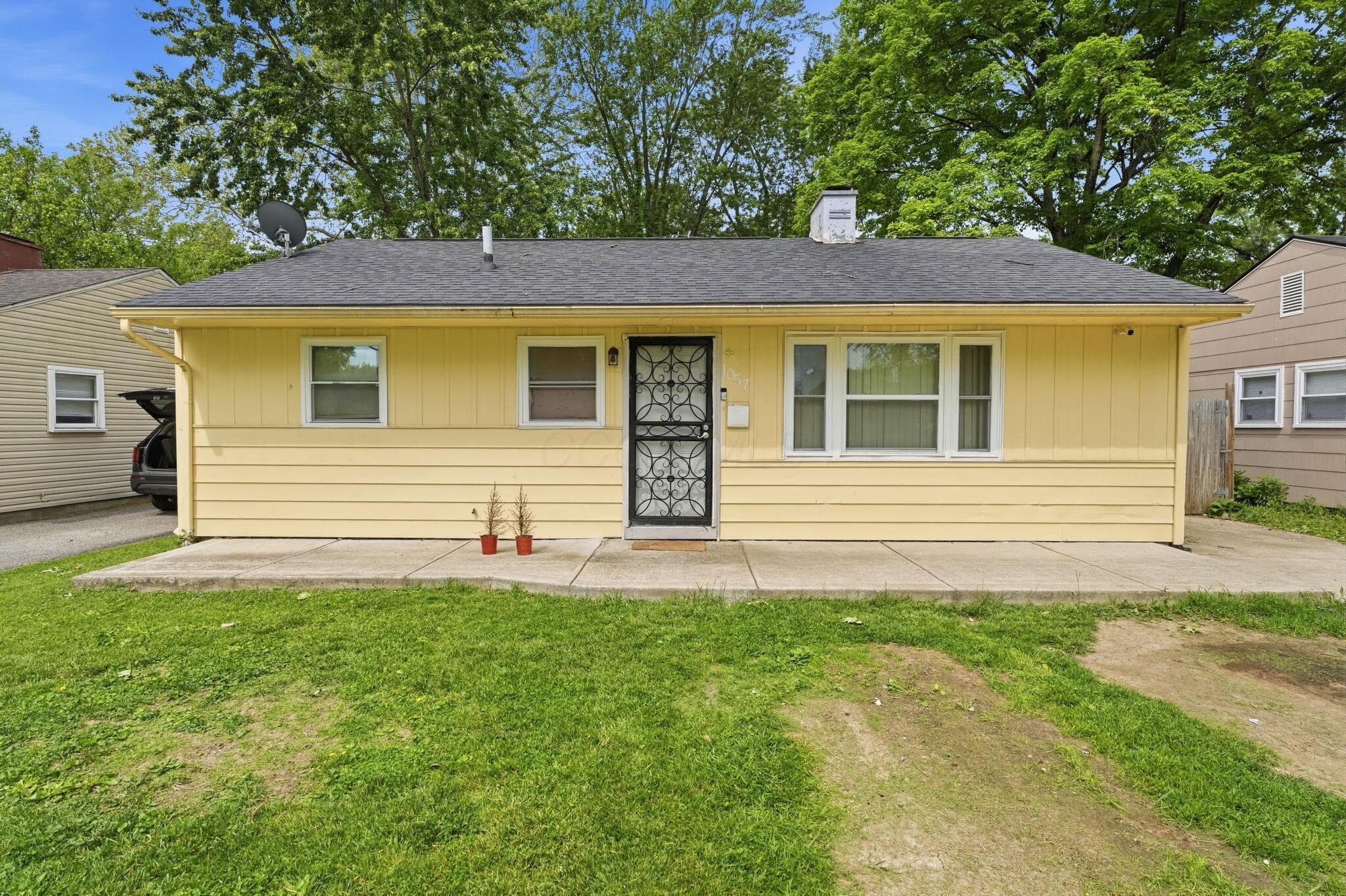 1057 S Hampton Road, Columbus, OH 43227
