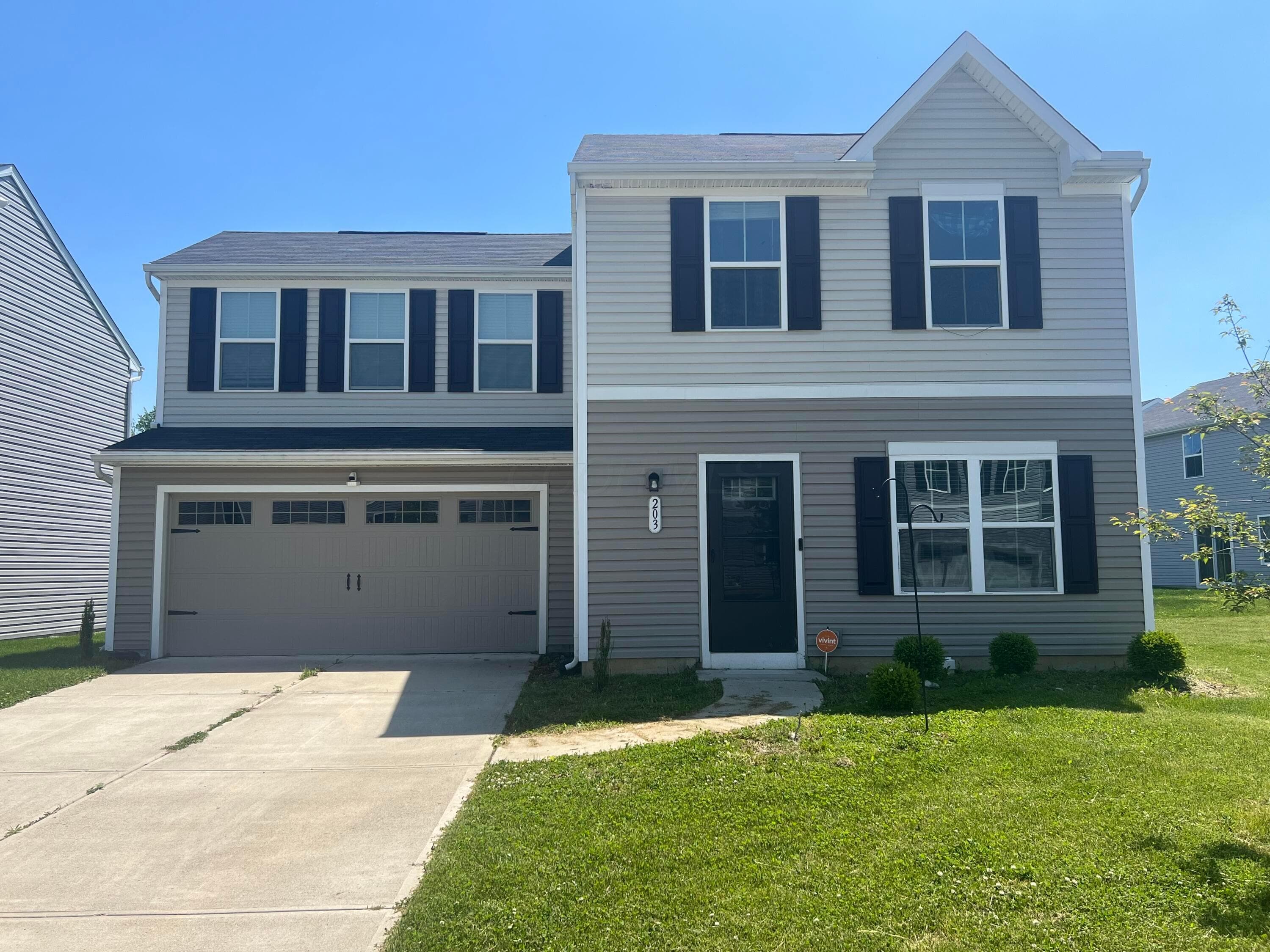 203 Golden Gate Avenue, Springfield, OH 45505