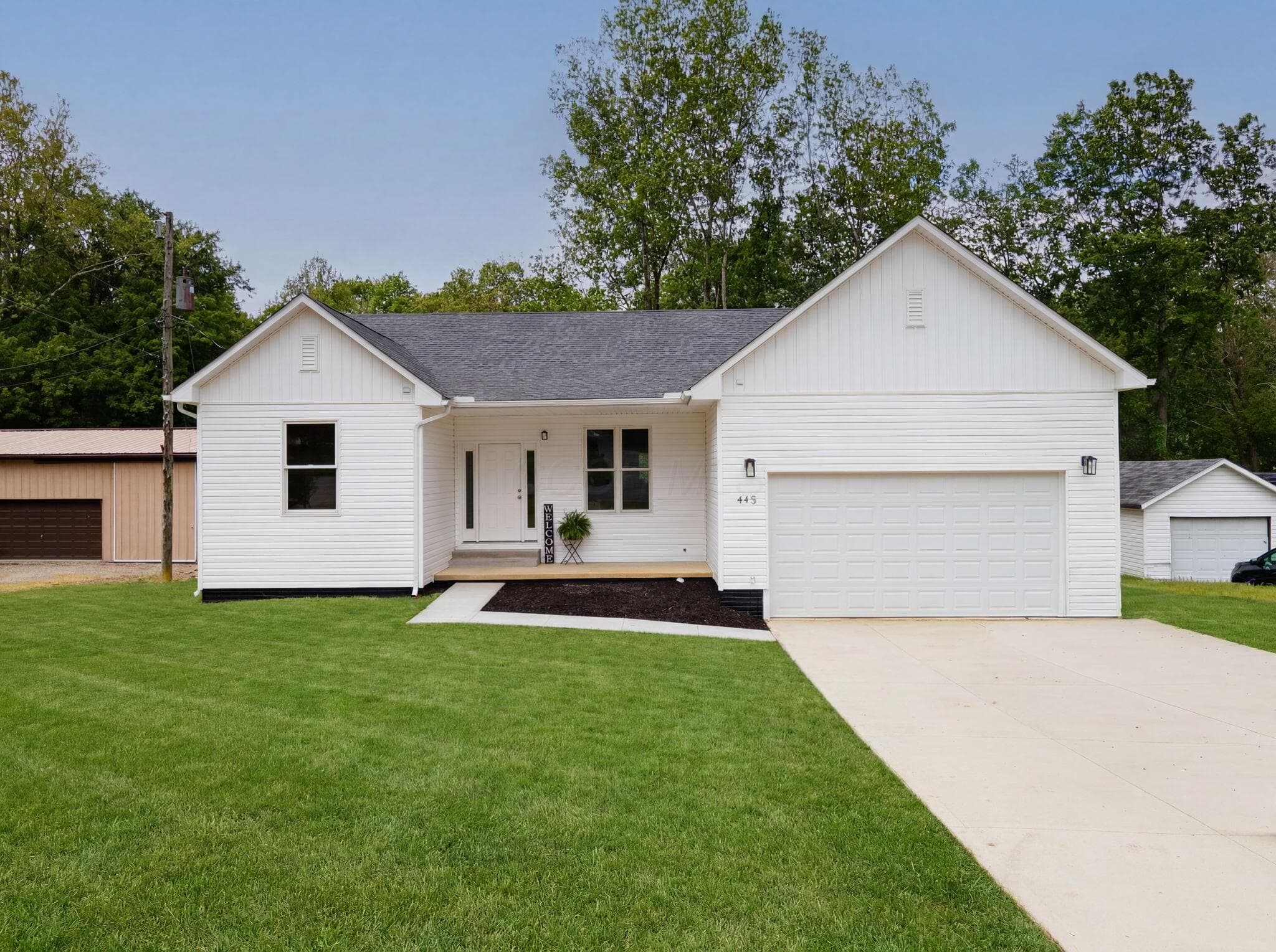 445 Linnville Road SE, Heath, OH 43056
