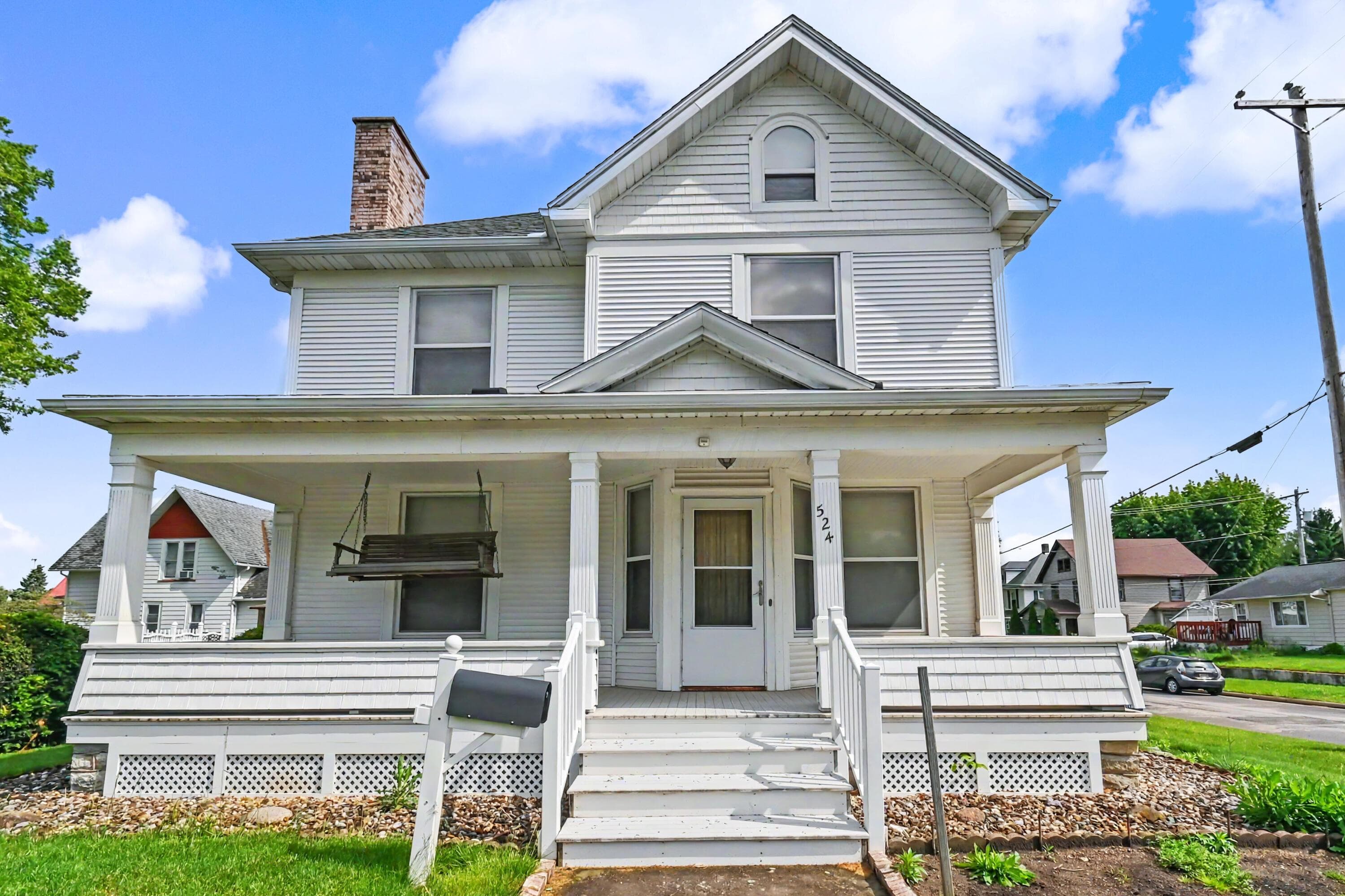 524 E Oakwood Avenue, Bucyrus, OH 44820