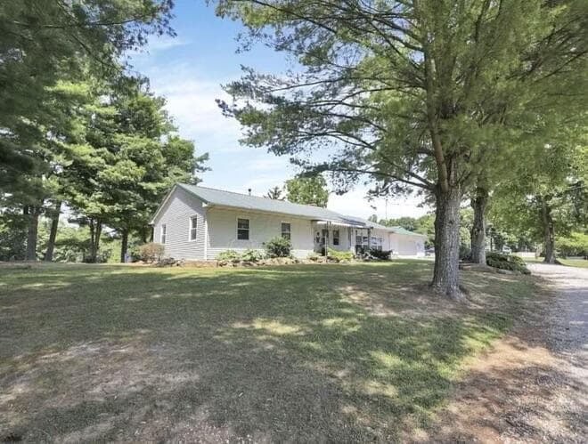 3601 Coolville Station Road, Coolville, OH 45723