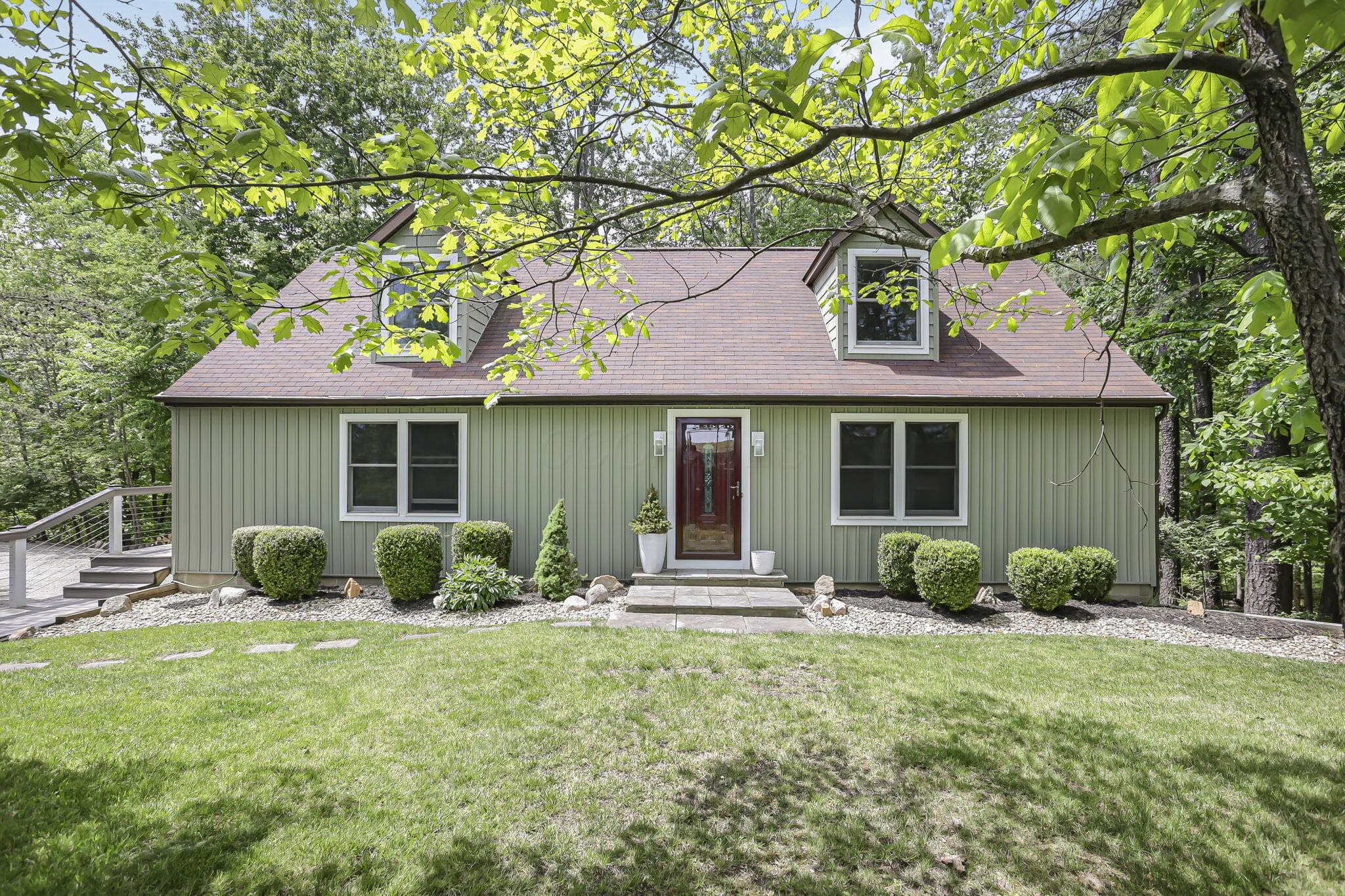 80 Lodge Lane, Sugar Grove, OH 43155