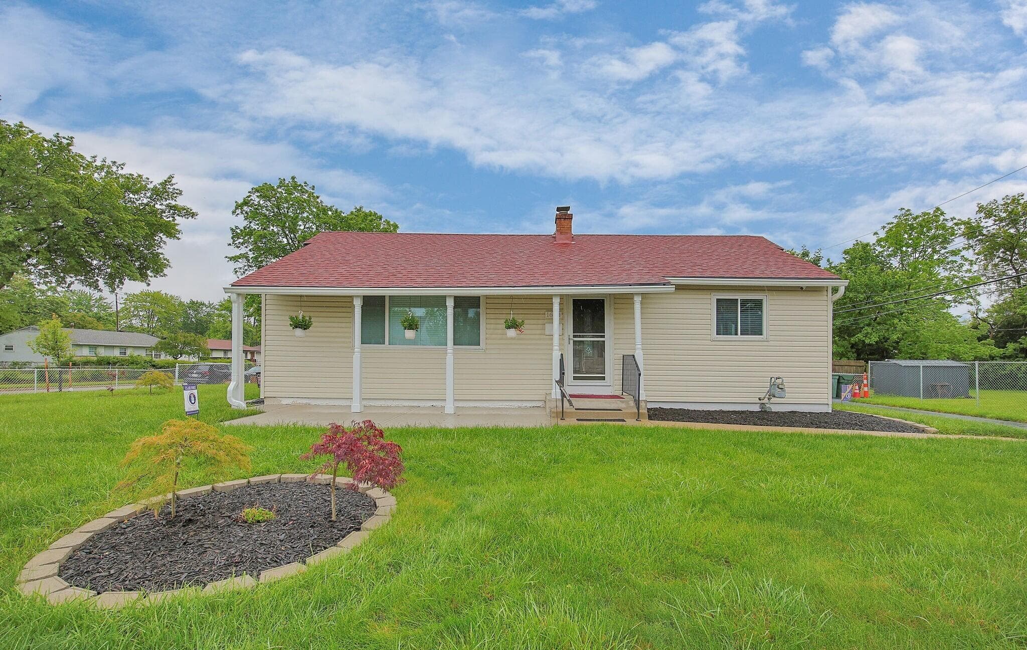 1674 Geraldine Avenue, Columbus, OH 43219