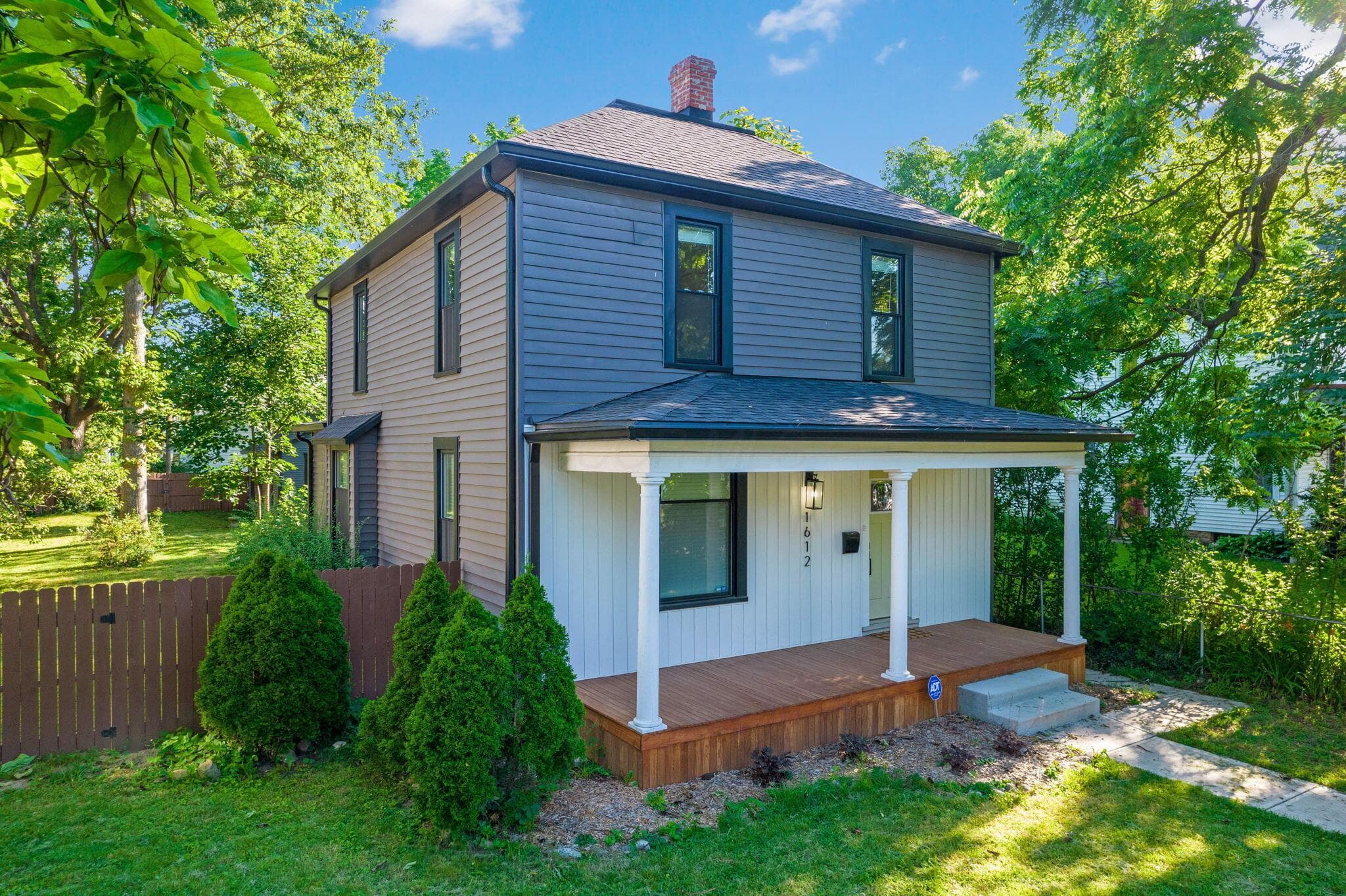 1612 Aberdeen Avenue, Columbus, OH 43211