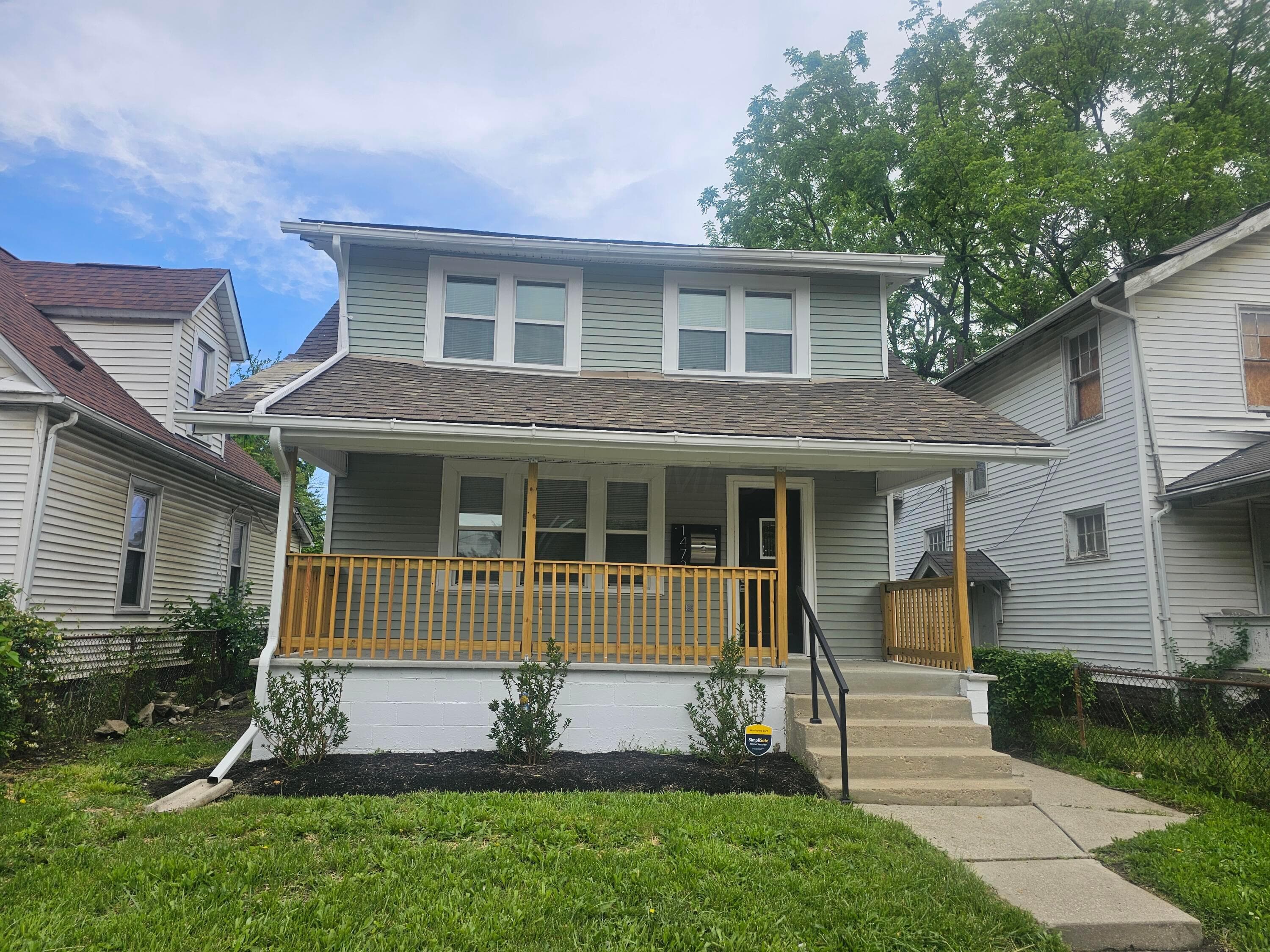 1472 E 25th Avenue, Columbus, OH 43211