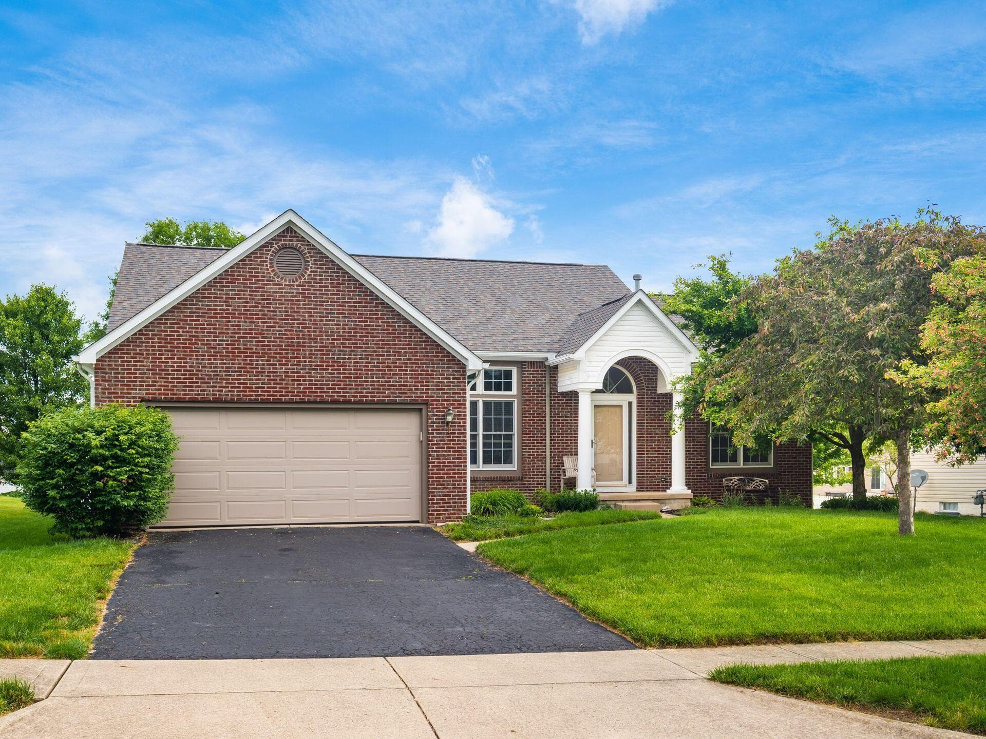 6536 Clay Court W, Canal Winchester, OH 43110