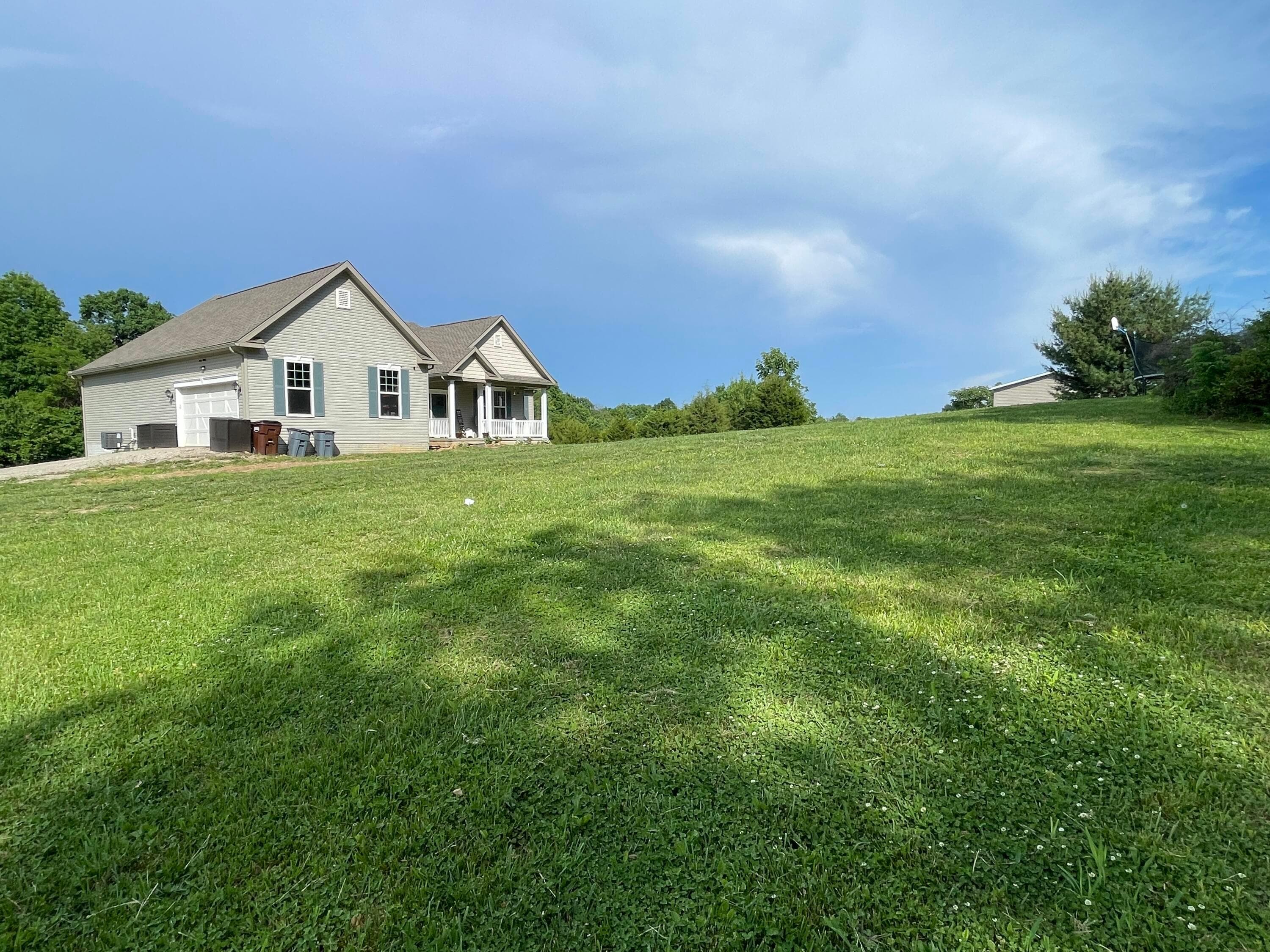 707 Hurless Road, Frankfort, OH 45628