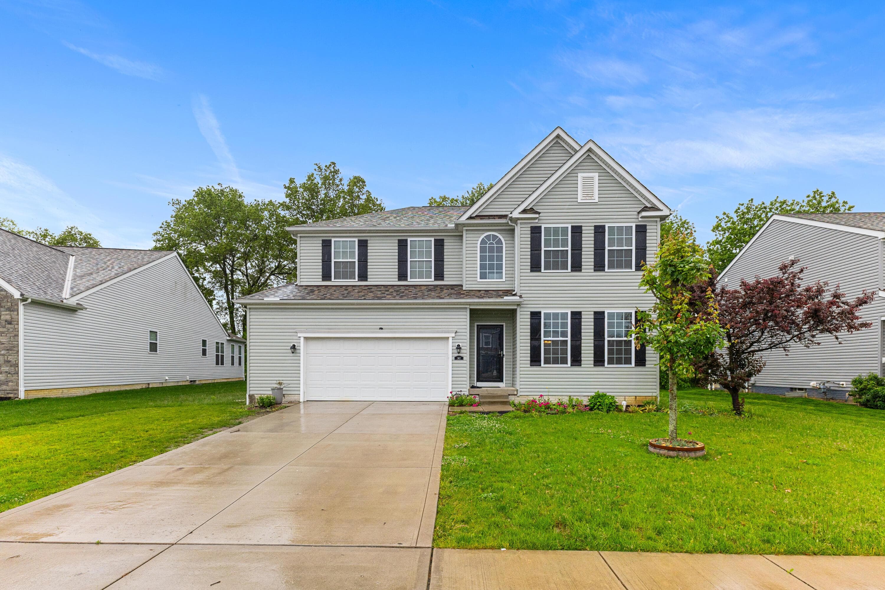 141 Mannaseh Drive W, Granville, OH 43023