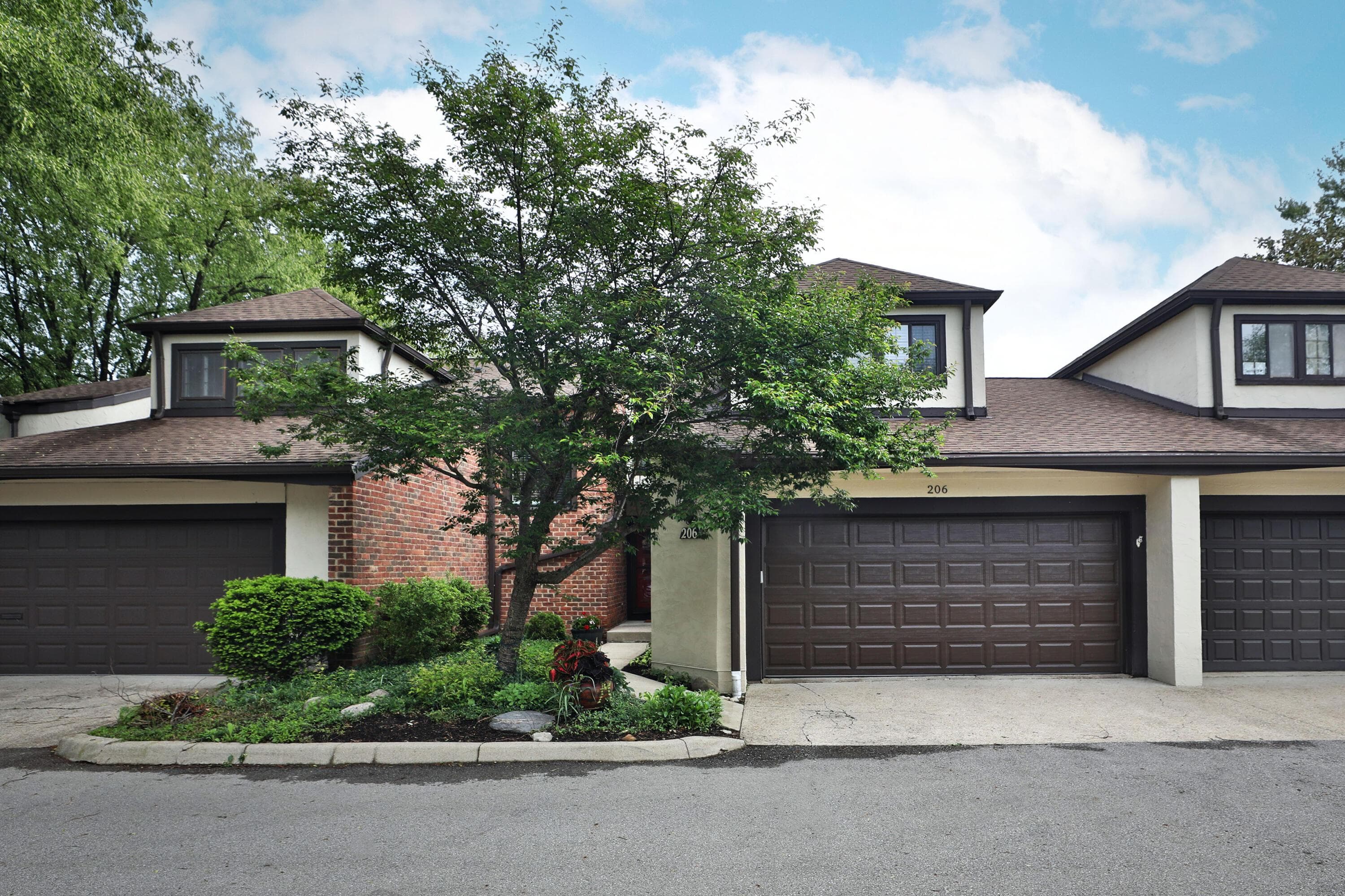 206 St Pierre Street #3B, Worthington, OH