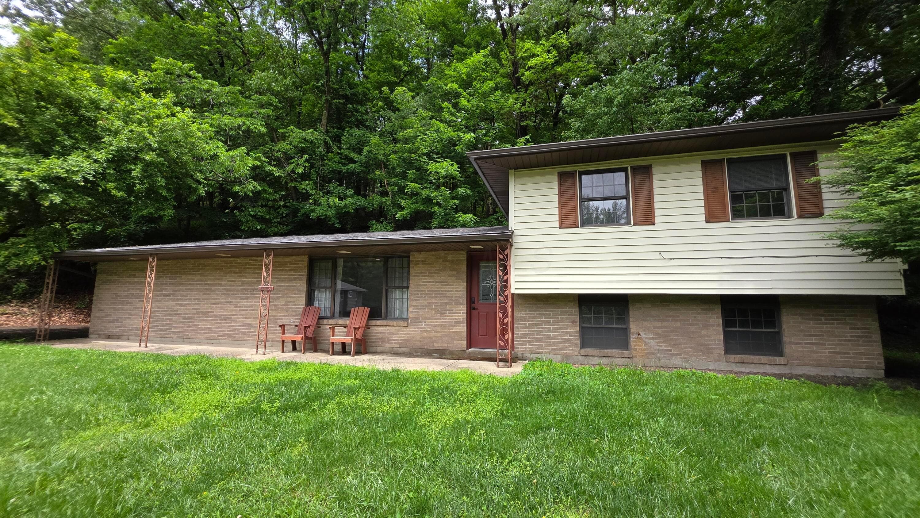 1494 Krebs Drive, Newark, OH 43055