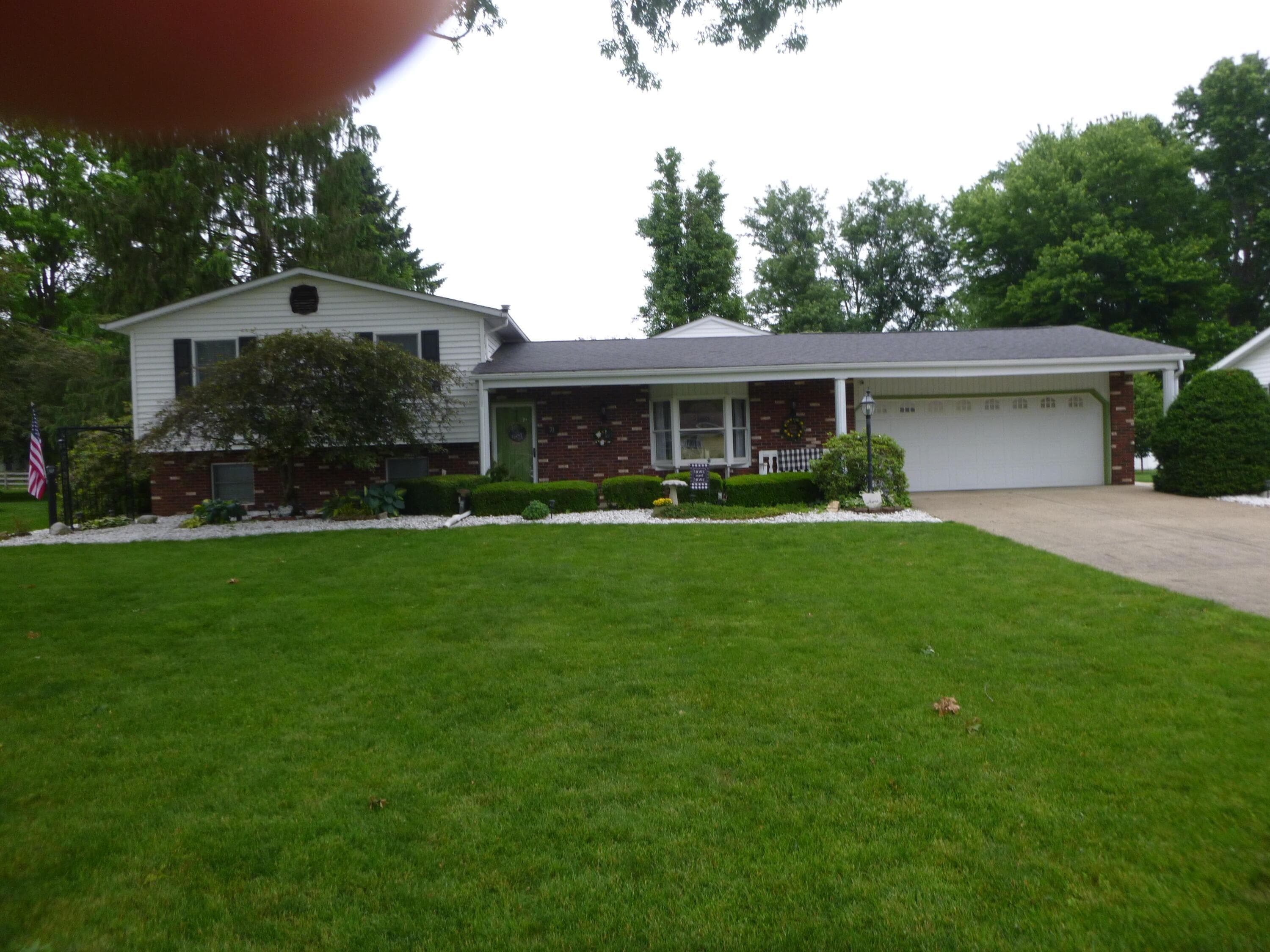 70 Barb Avenue, Heath, OH 43056