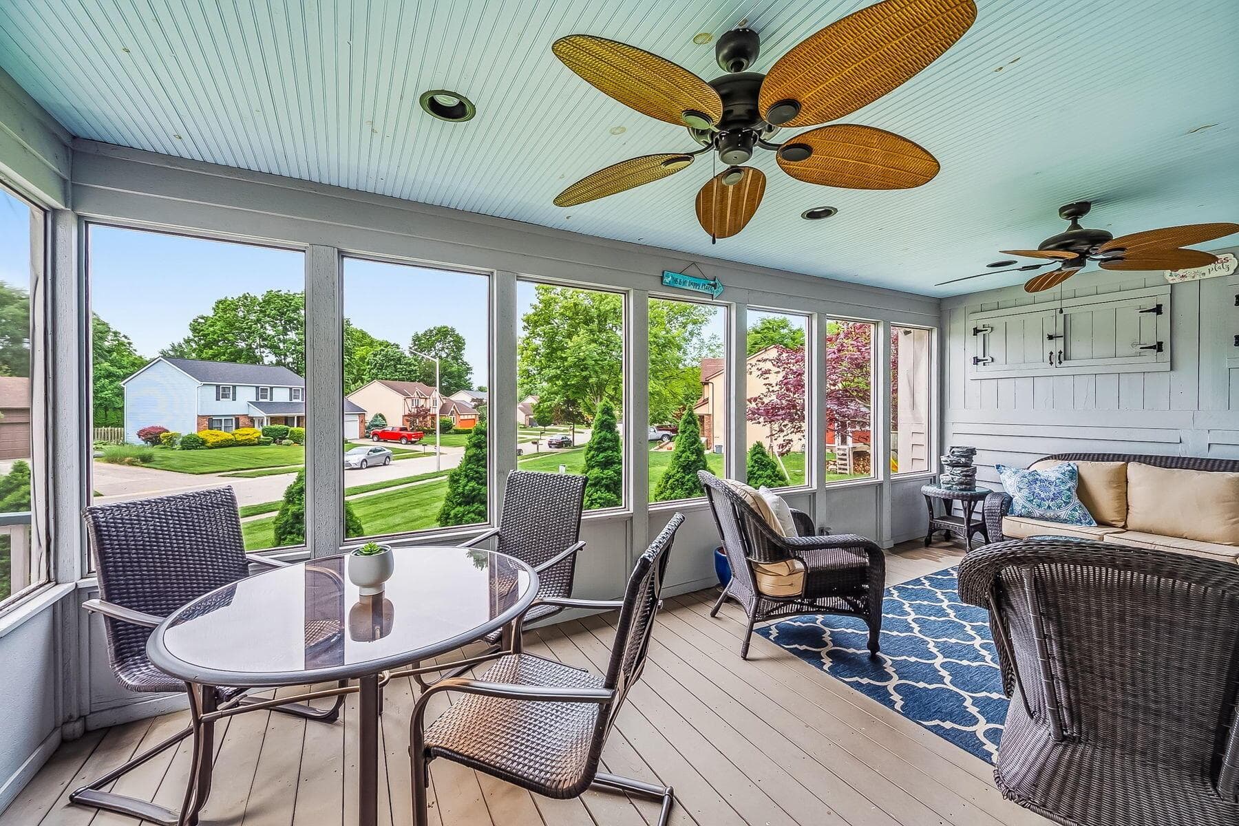 649 DEER RUN Drive, Gahanna, OH 43230