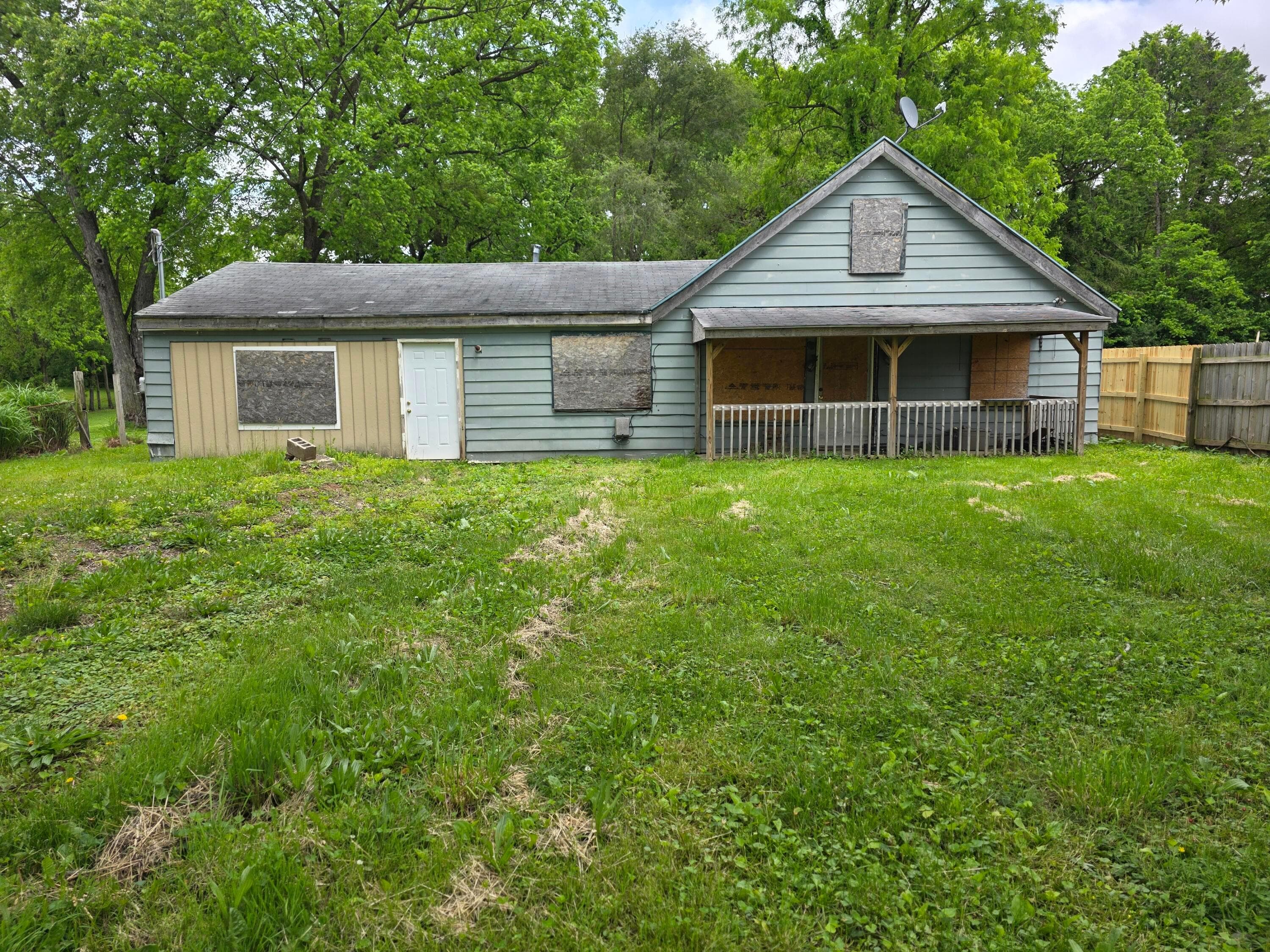 410 Ogden Road, Springfield, OH 45503
